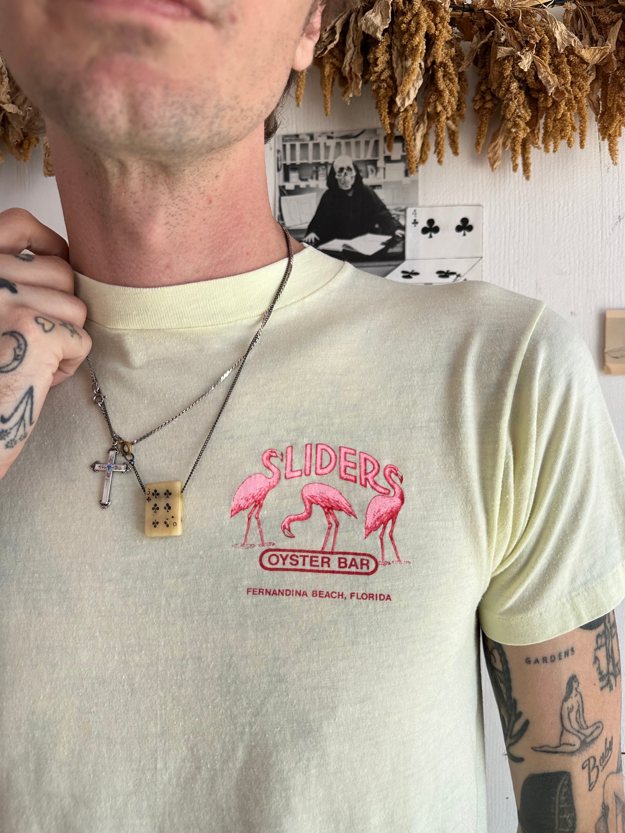 1980s Paper Thin Sliders Oyster Bar Tee
