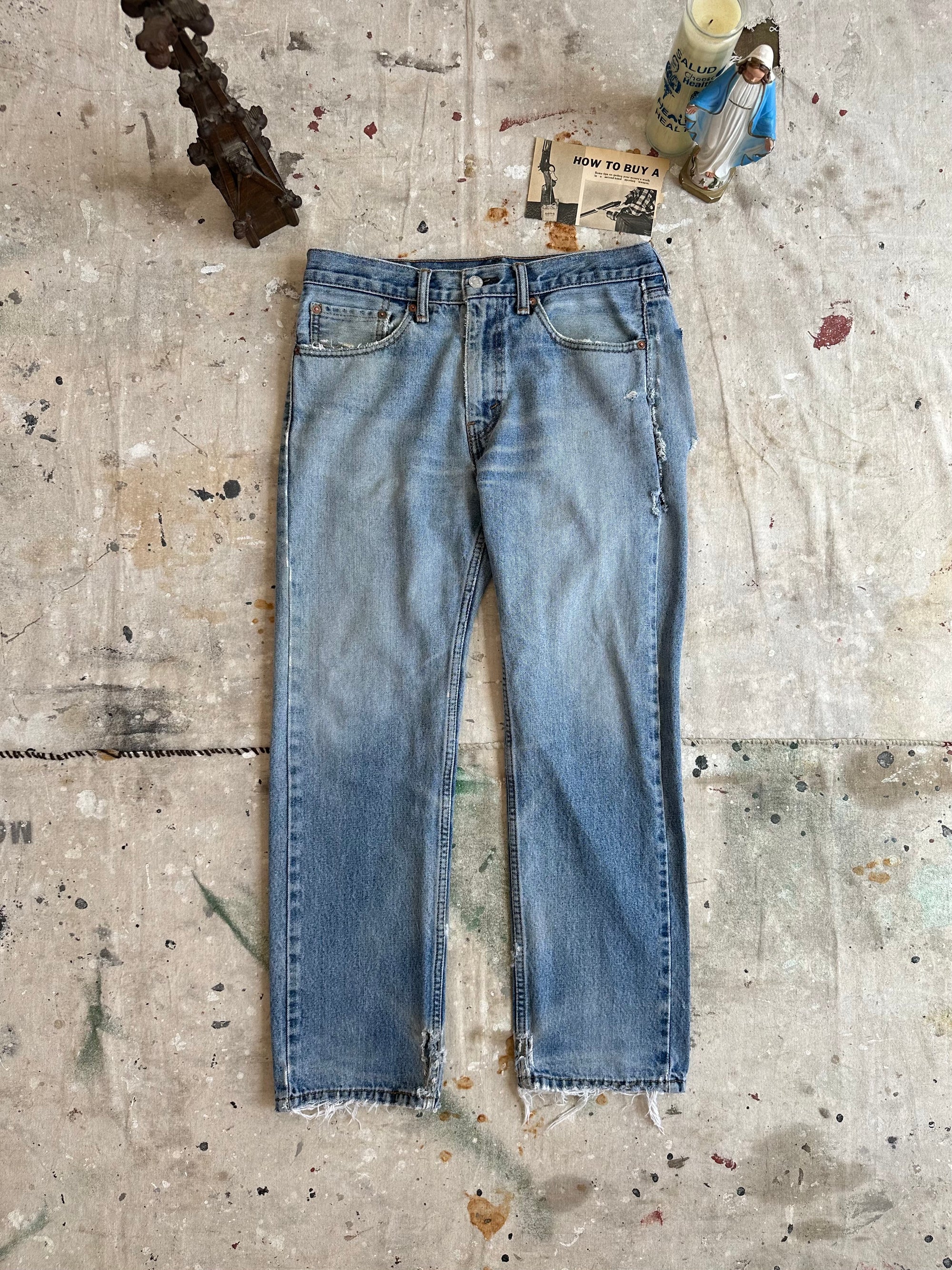 2000s Well Worn Levis Jeans