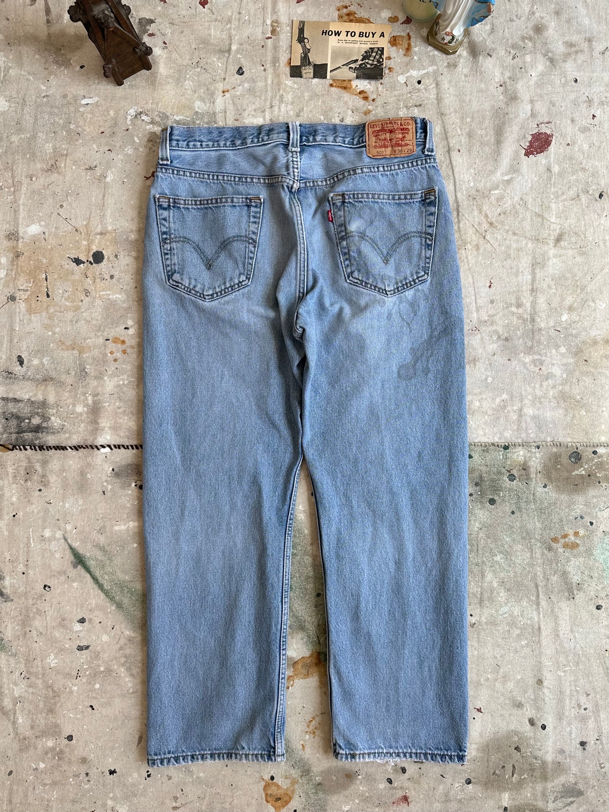 1990s Regular Fit Levis 505s
