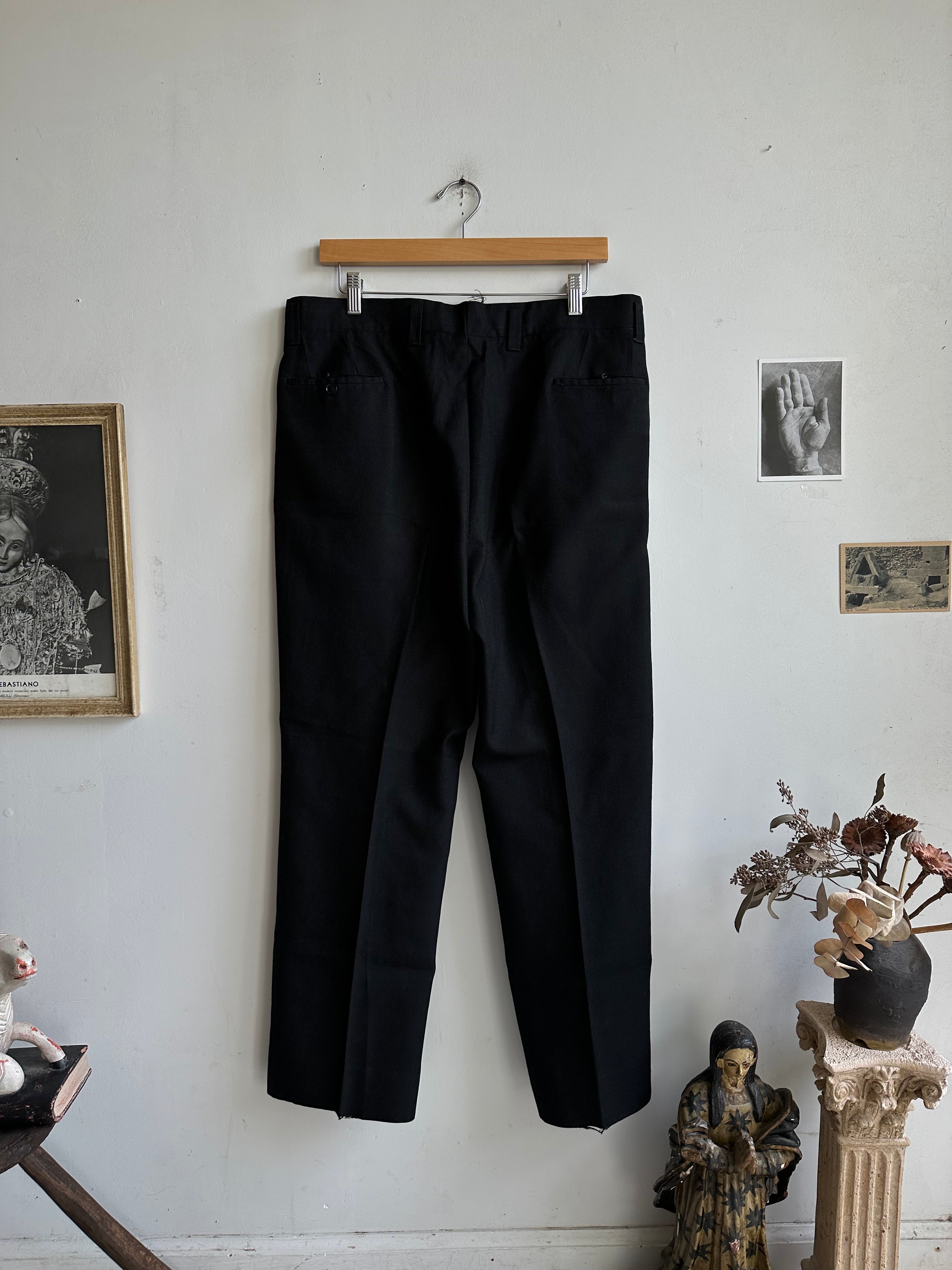 1980s Pleated Black Trousers (36 x 28)