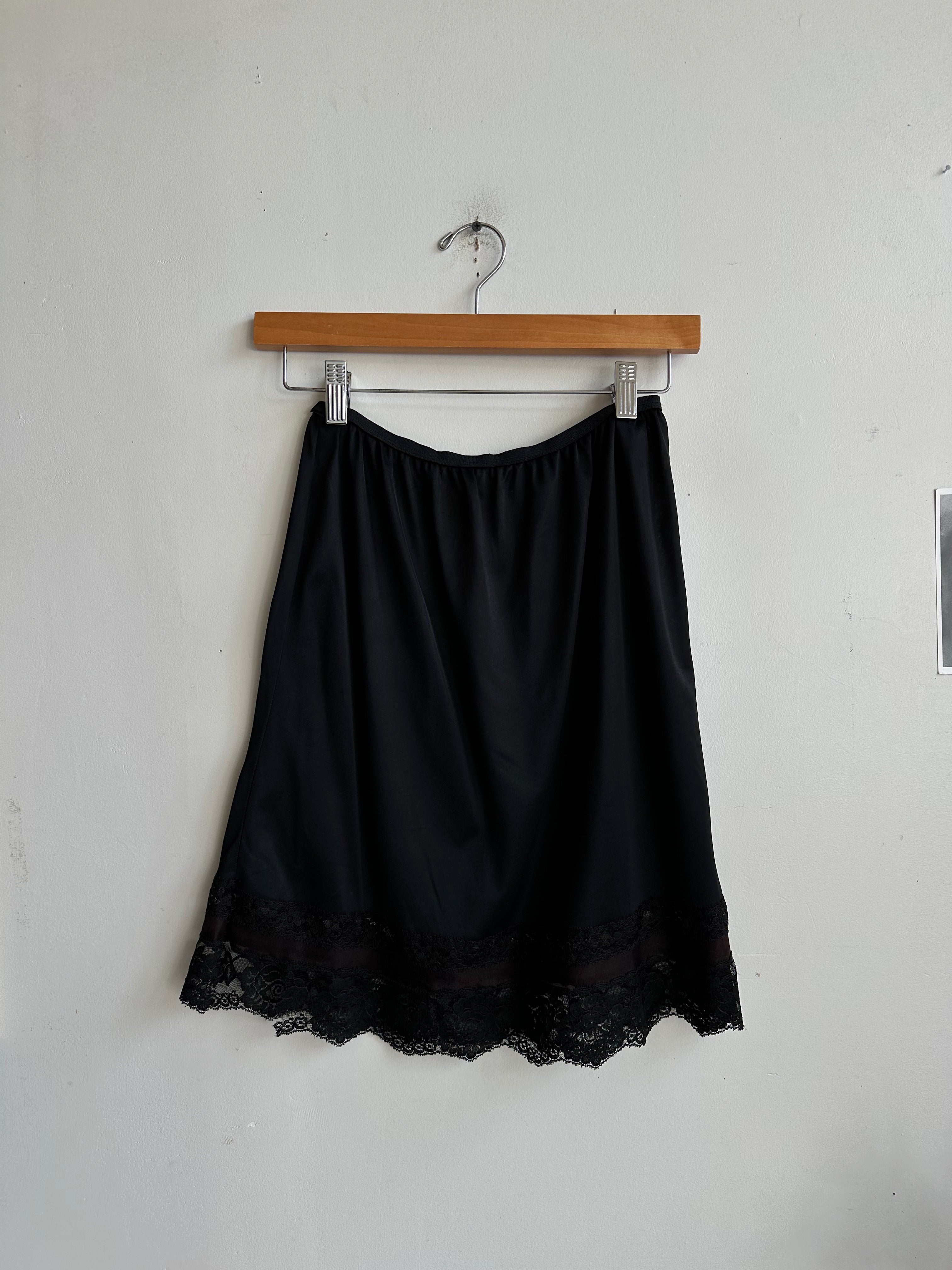 1980s Black Lace Slip Skirt (S)