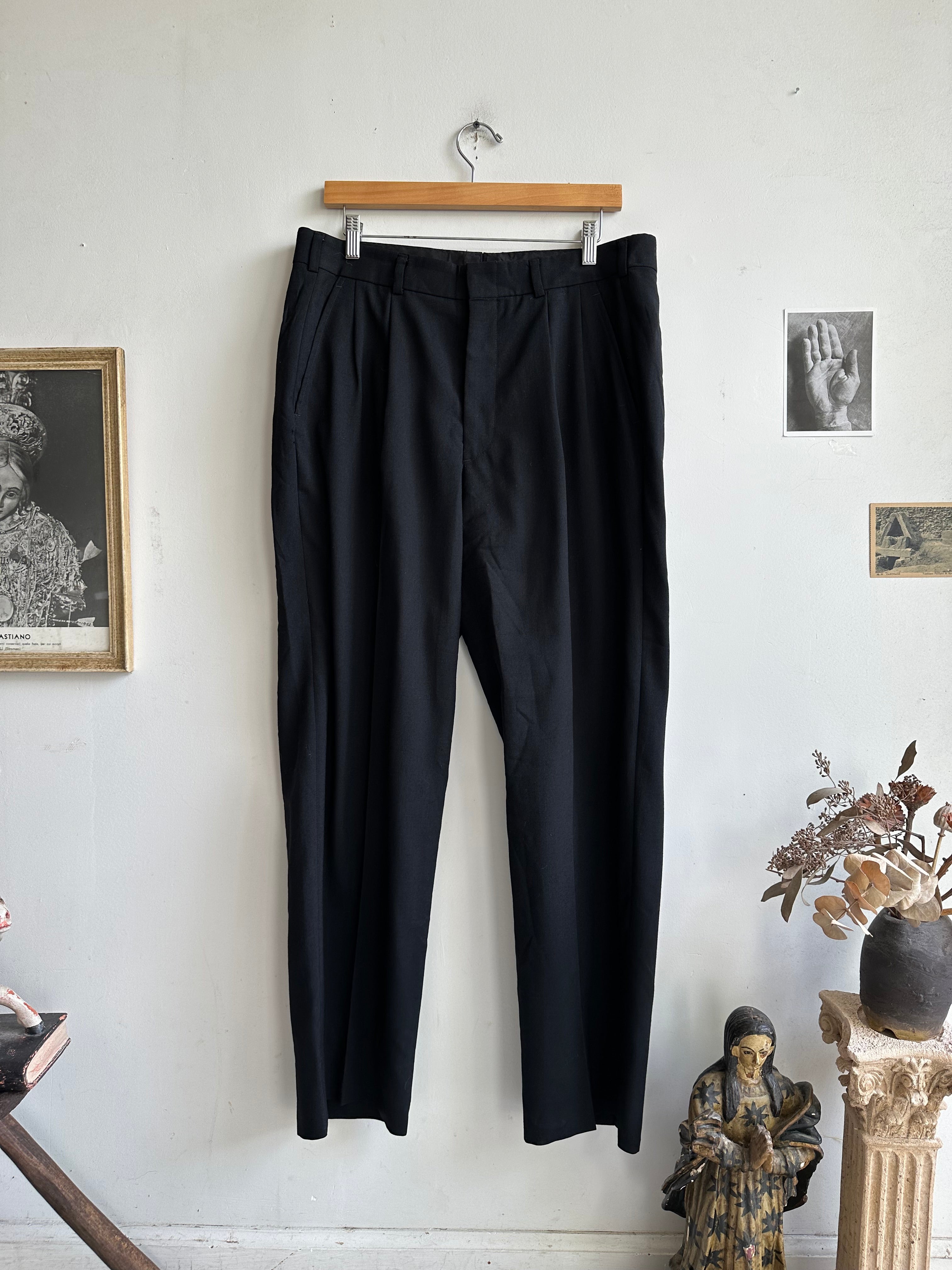 1980s Pleated Black Trousers (36 x 30)