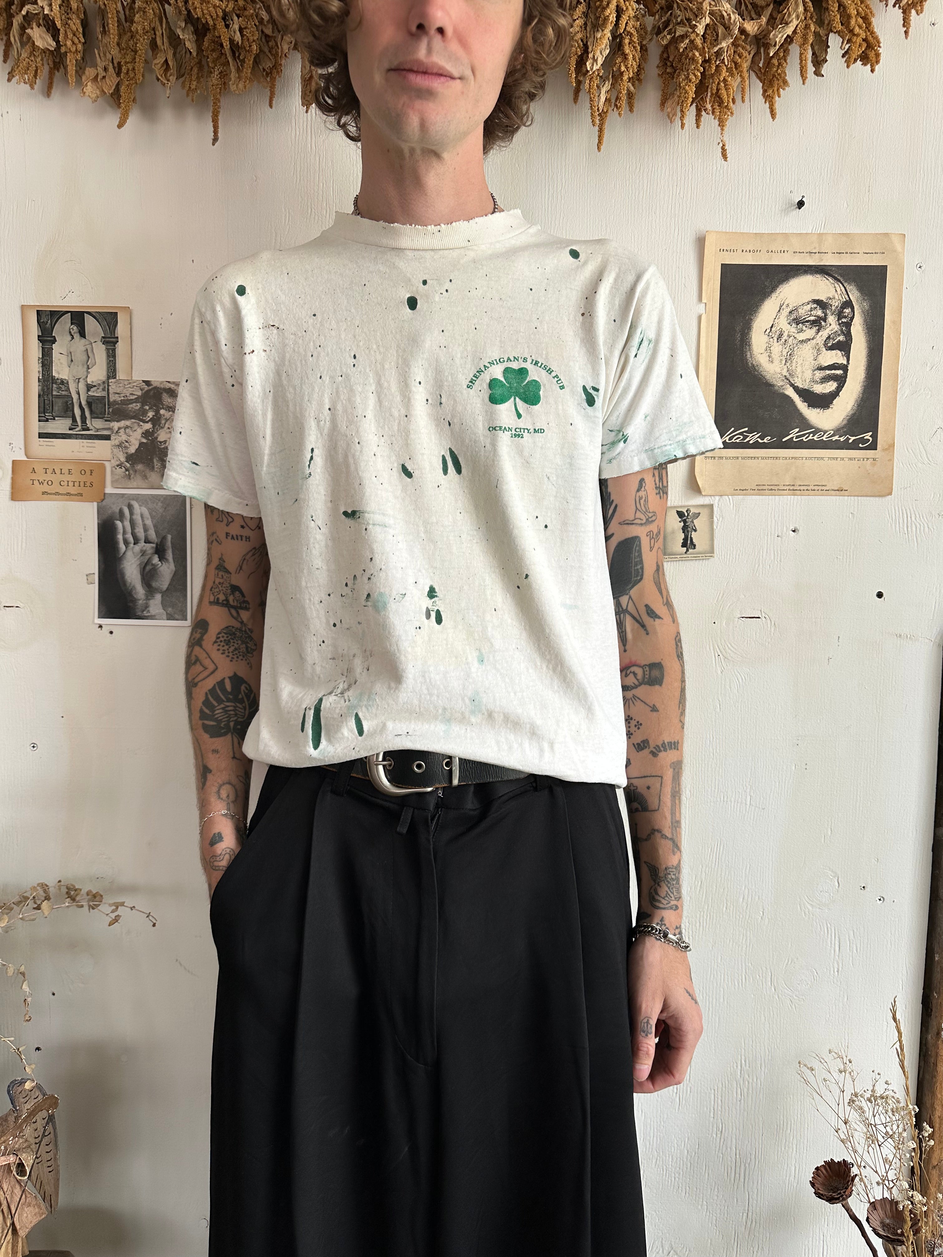 1992 Thrashed Irish Pub T-shirt (M/L)