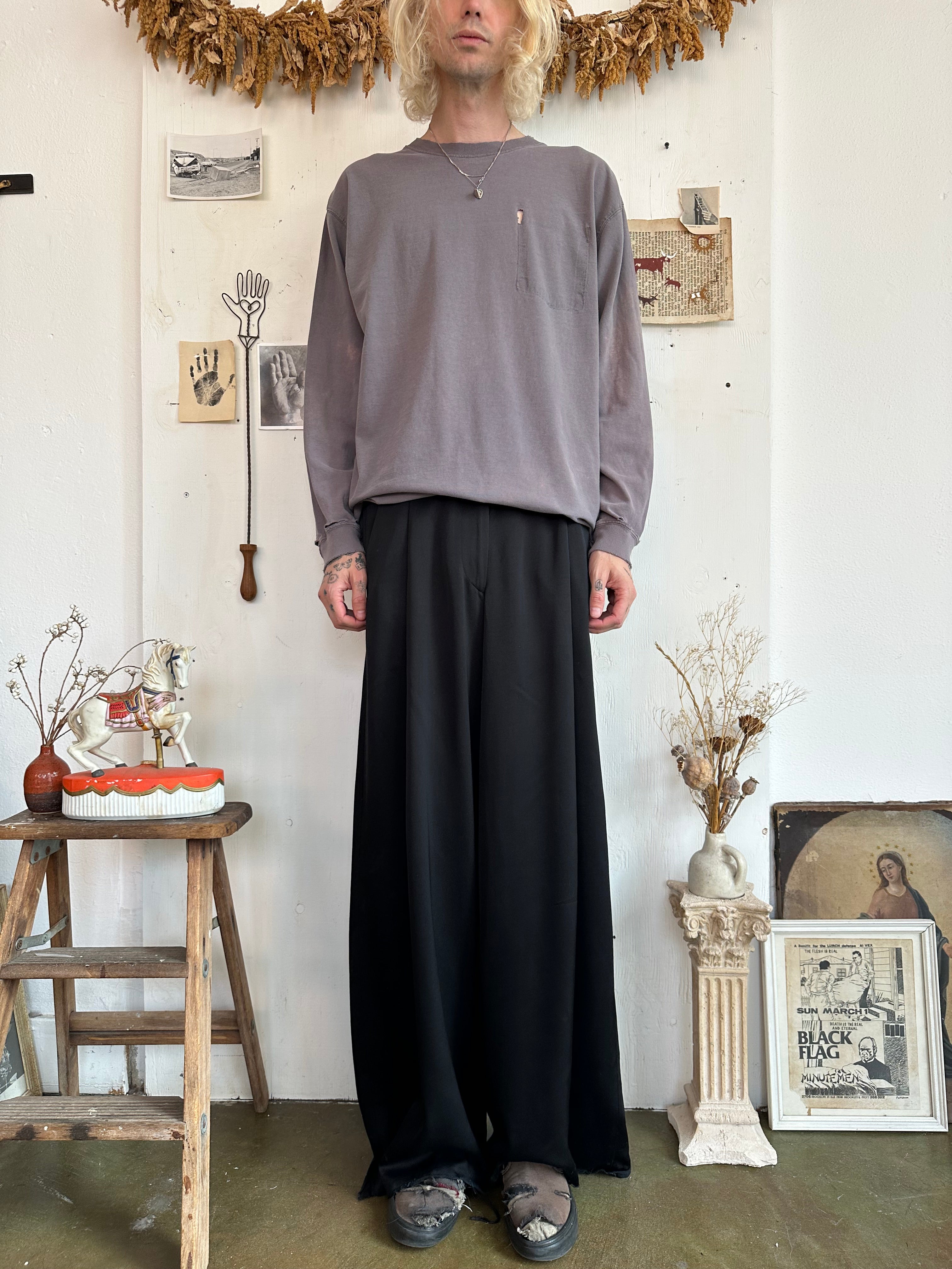 1990s Thrashed Carhartt Long Sleeve (XL)