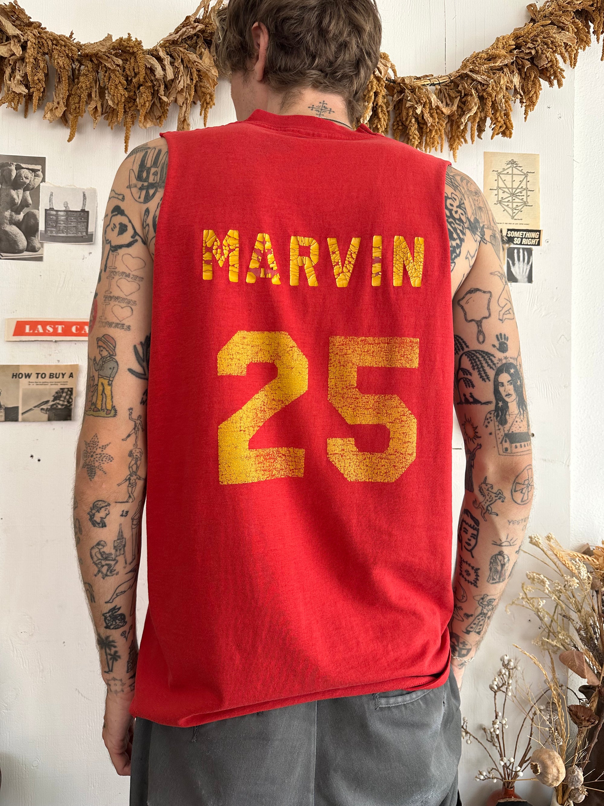1990s Evergreen Feeds Muscle Tank (L)