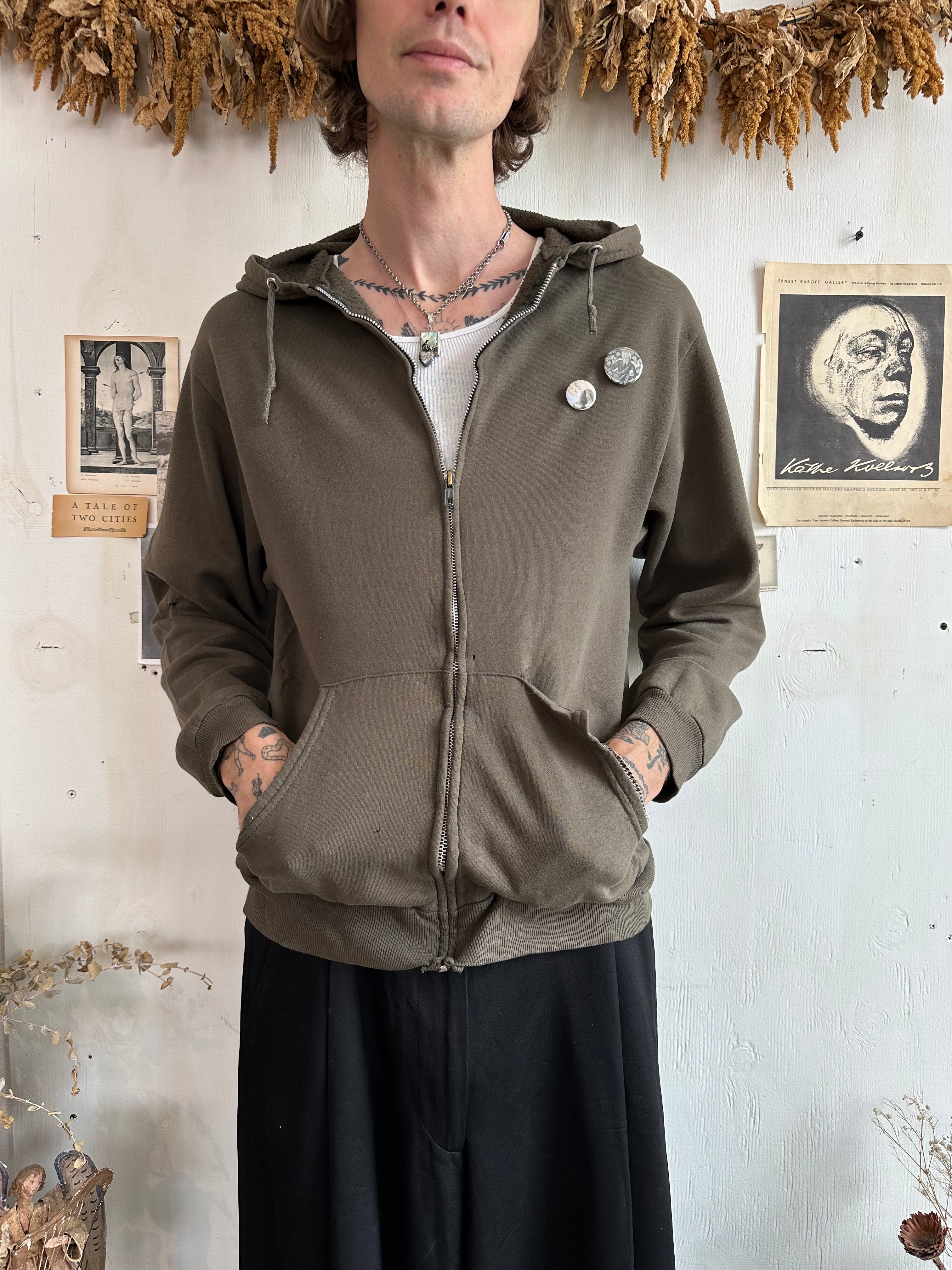 1990s Putty Grey/Green Zip-Up Hoodie with Pins (M)