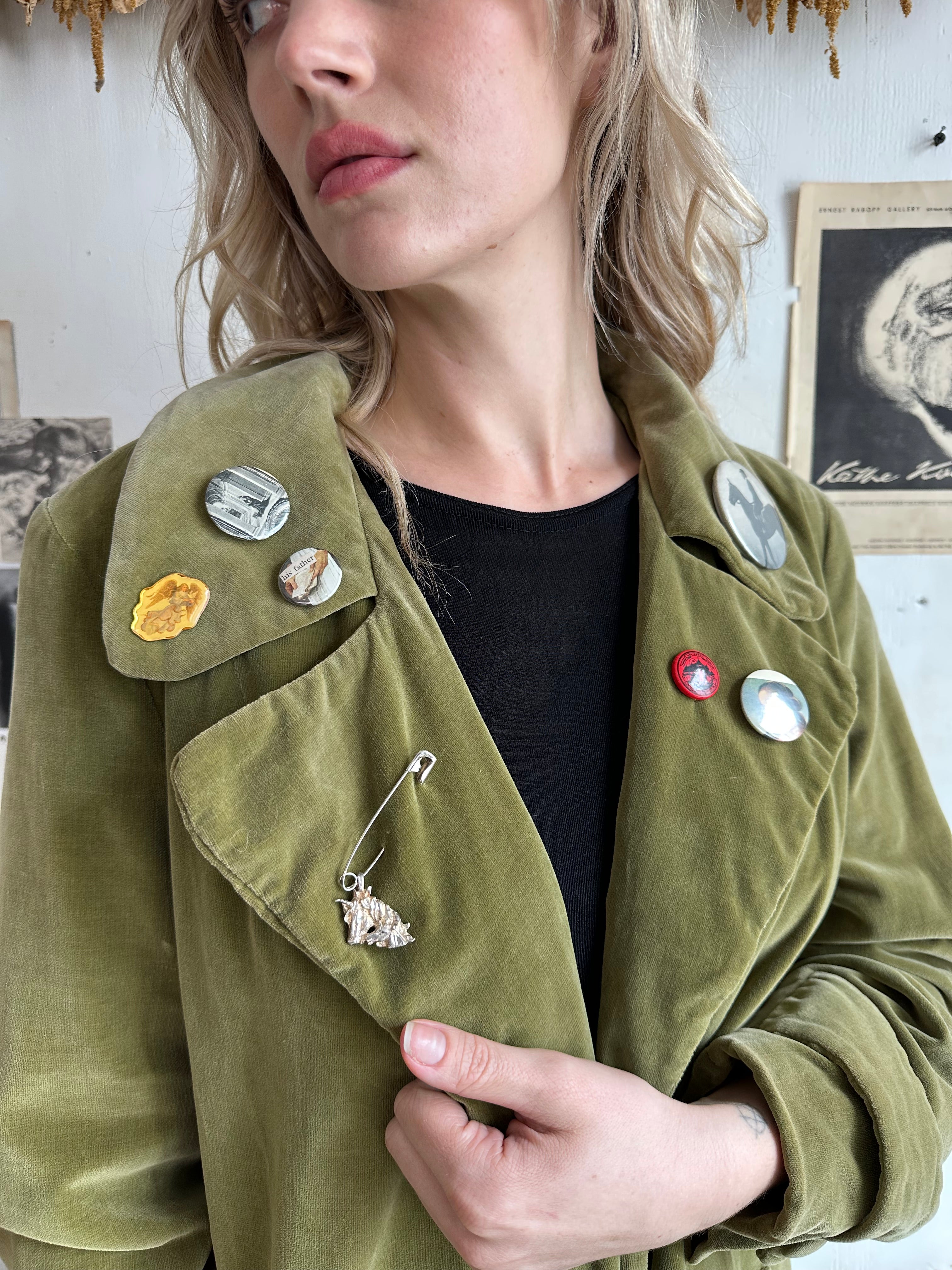 1970s Sun-Faded Velvet Green Trench-Coat with Pins
