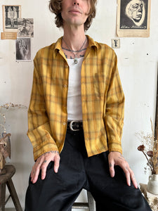 1970s Well-Worn Plaid Shirt (Boxy L/XL)