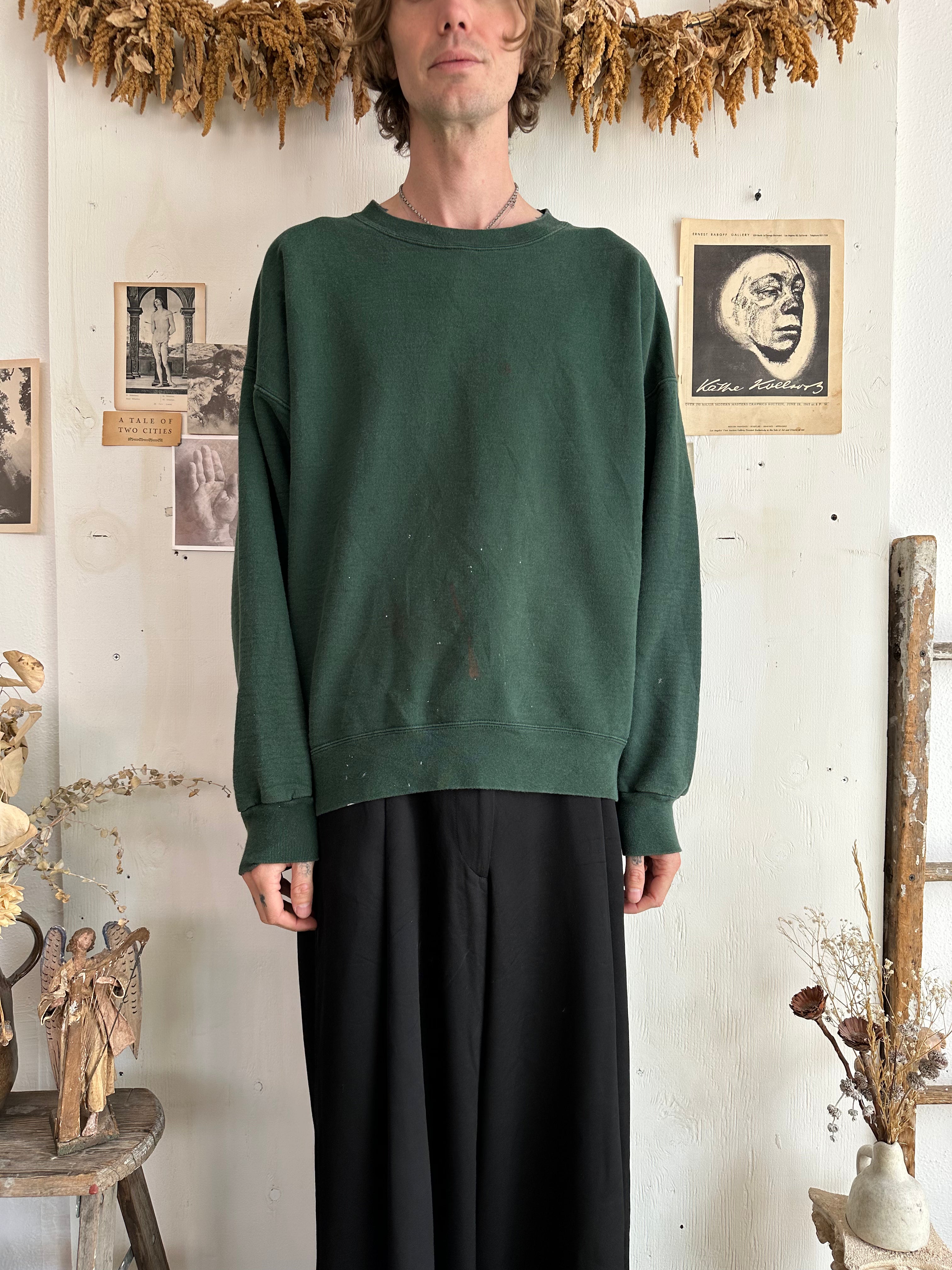 1990s Well-Worn Green Sweatshirt (Boxy XL/XXL)
