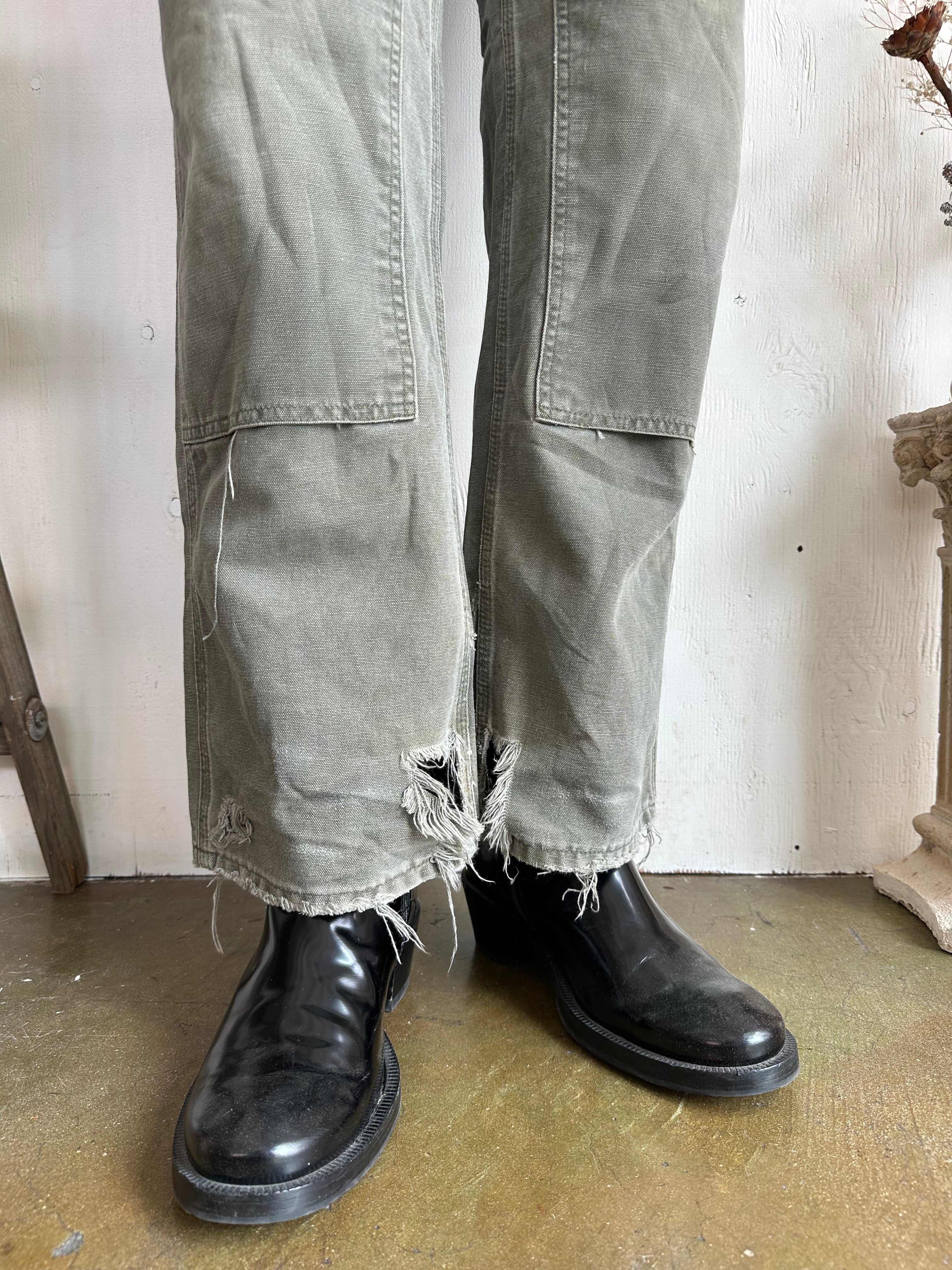 1990s Thrashed Carhartt Double-Knees (33x32)