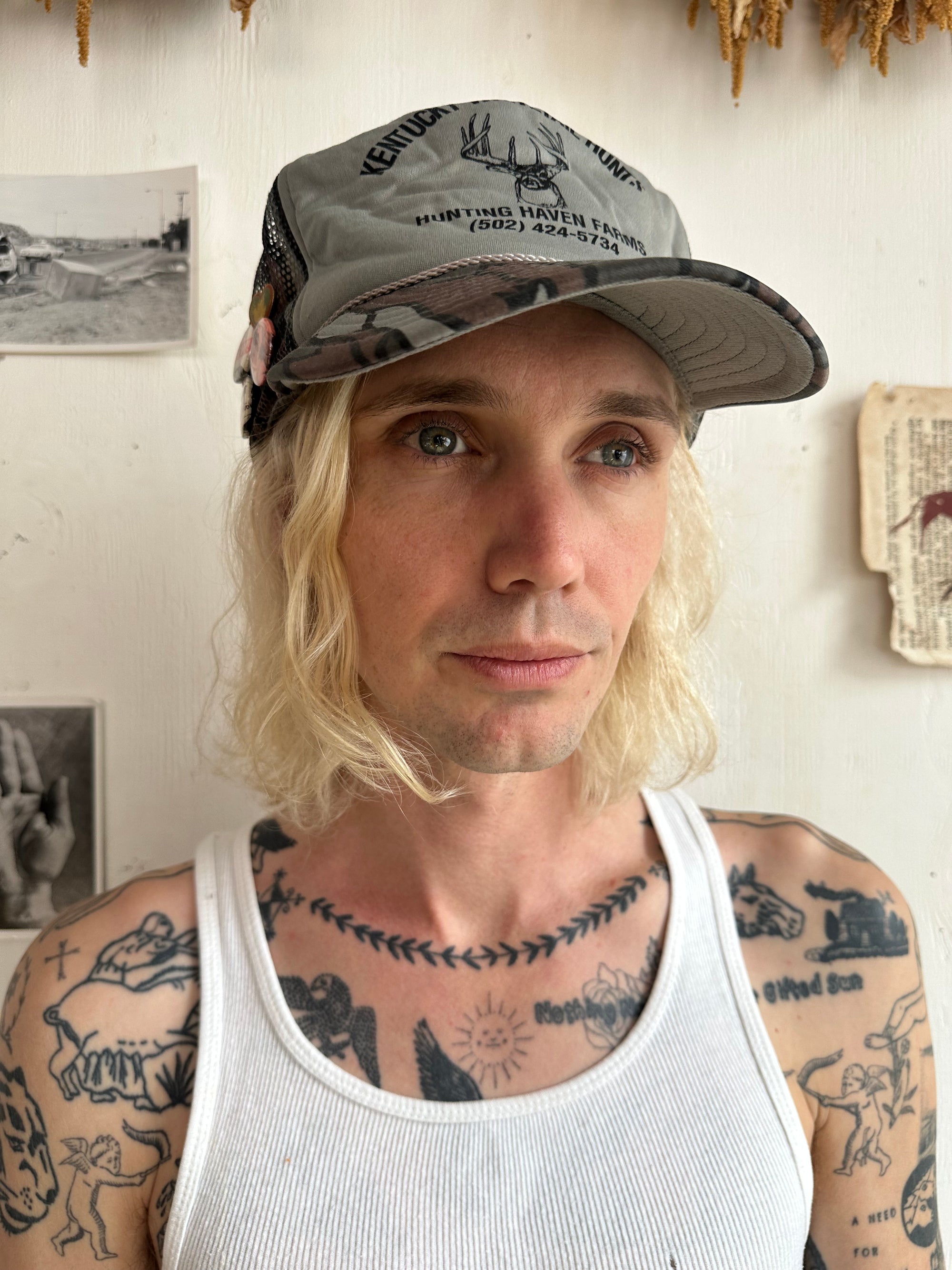 1980s Kentucky White Tail Trucker Hat W/ Pins