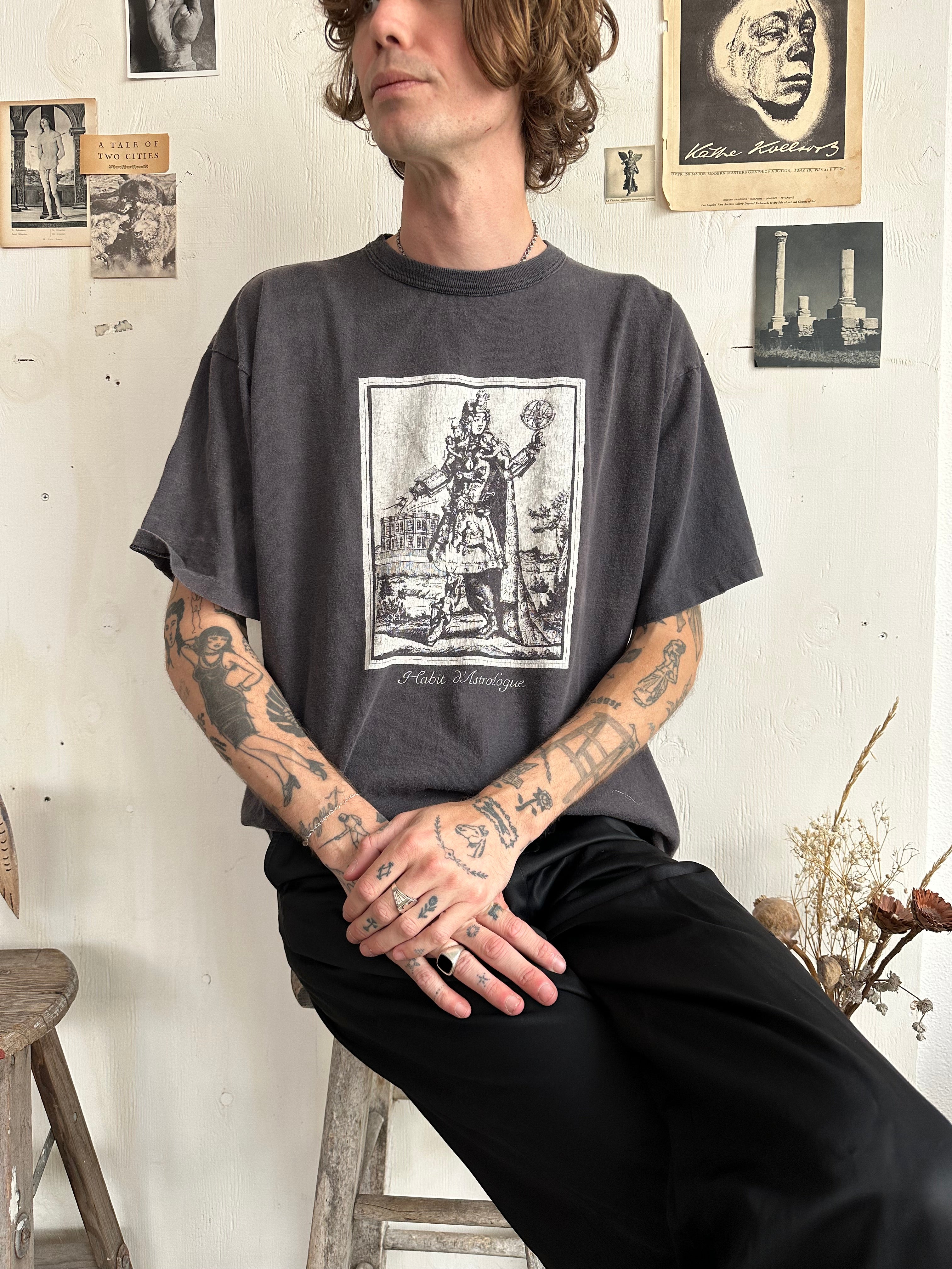 1990s Sun-faded Astrologer Tee (Boxy XL)