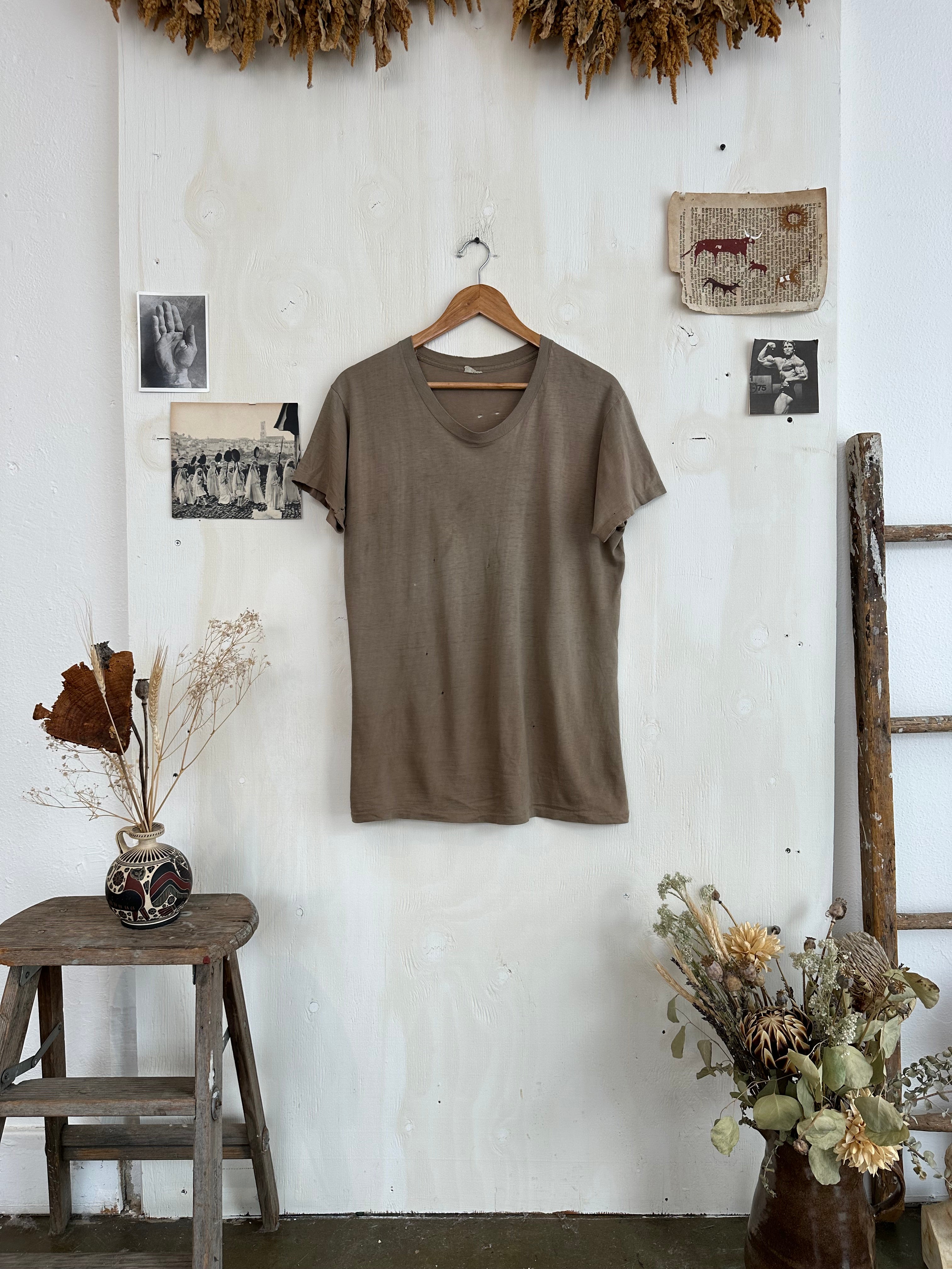 1970s Well Worn Taupe Blank (L/XL)