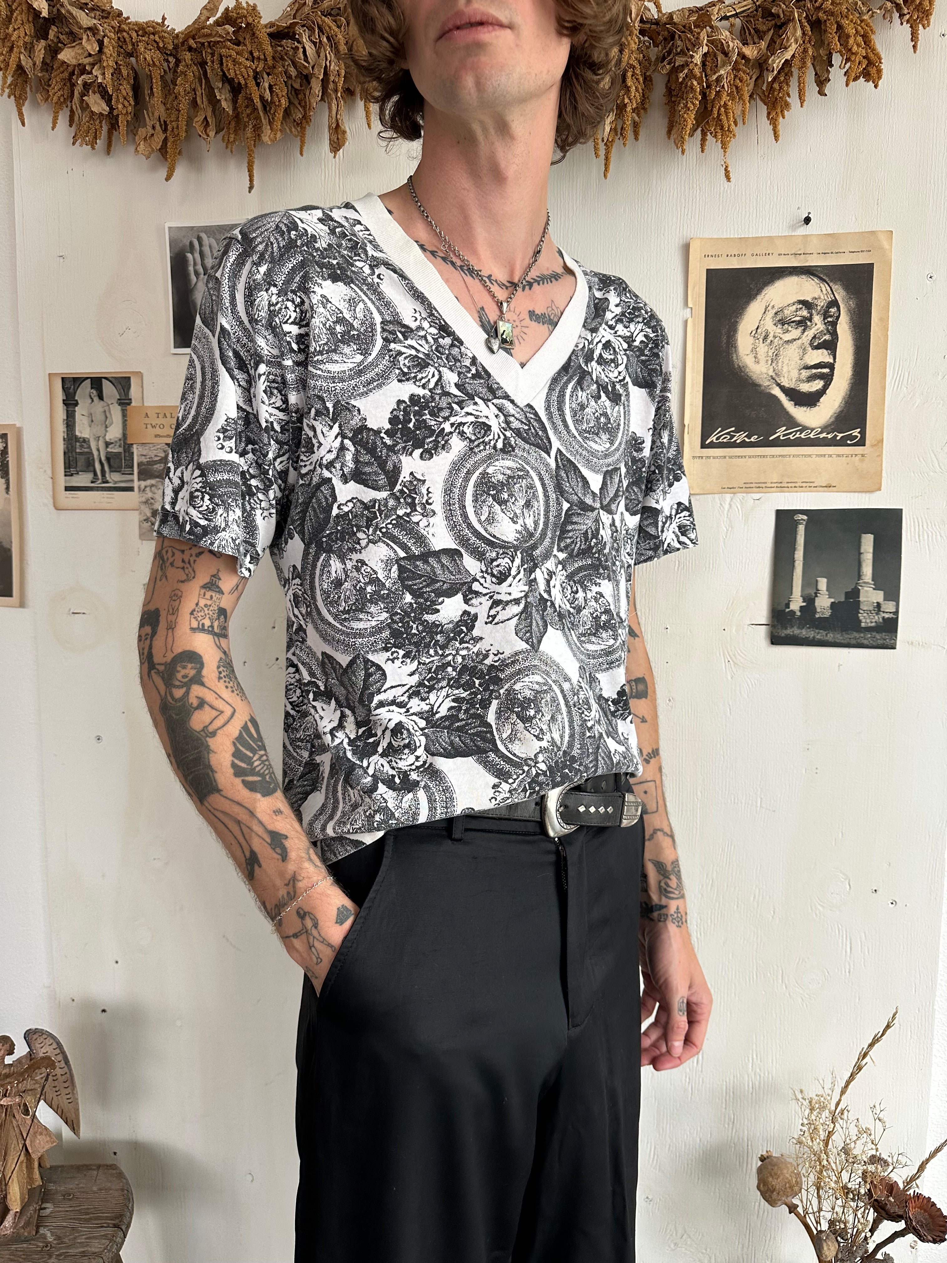 1990s All Over Print T-Shirt (Boxy M)