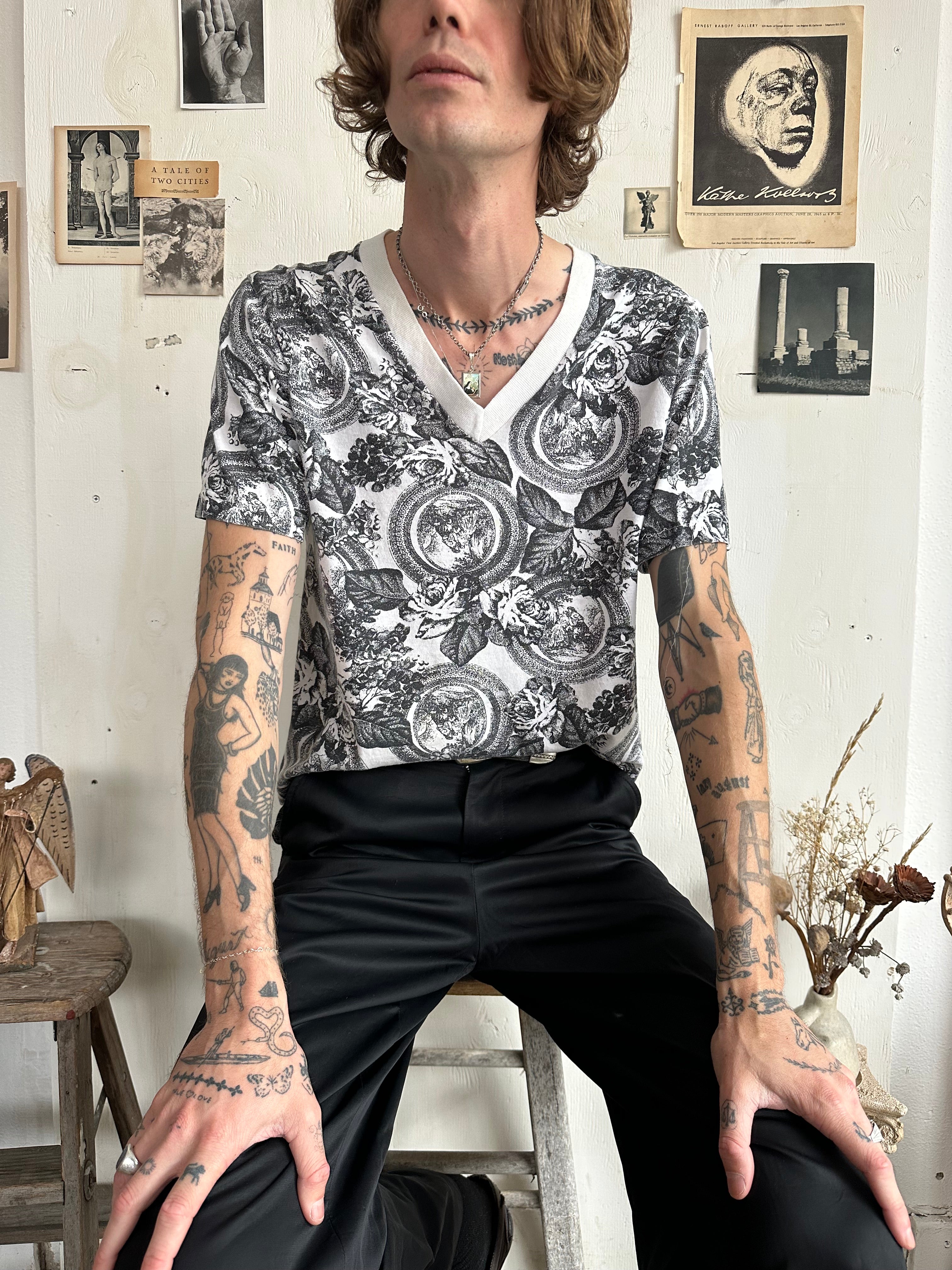 1990s All Over Print T-Shirt (Boxy M)