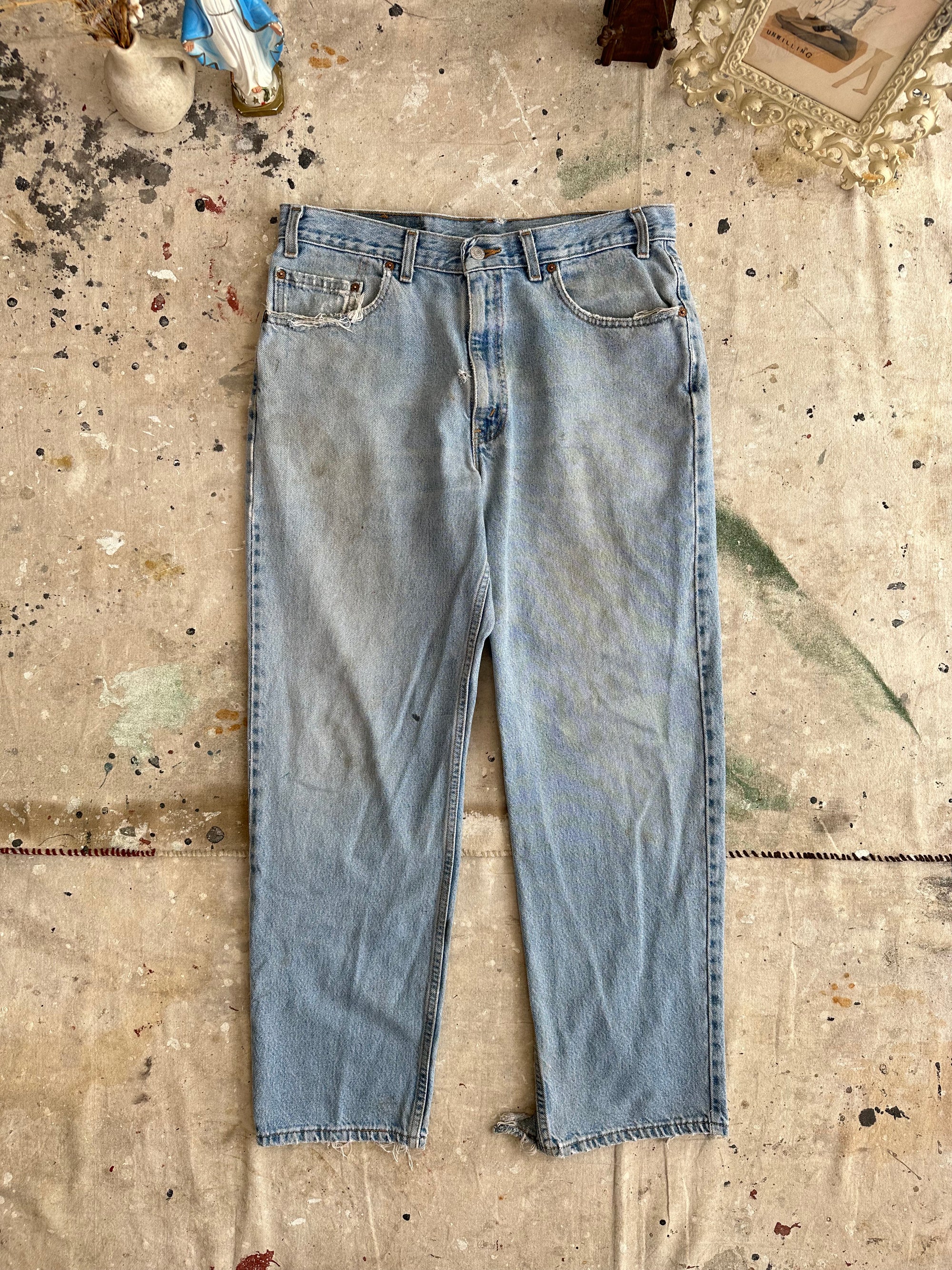 Well Worn Levi’s 550s