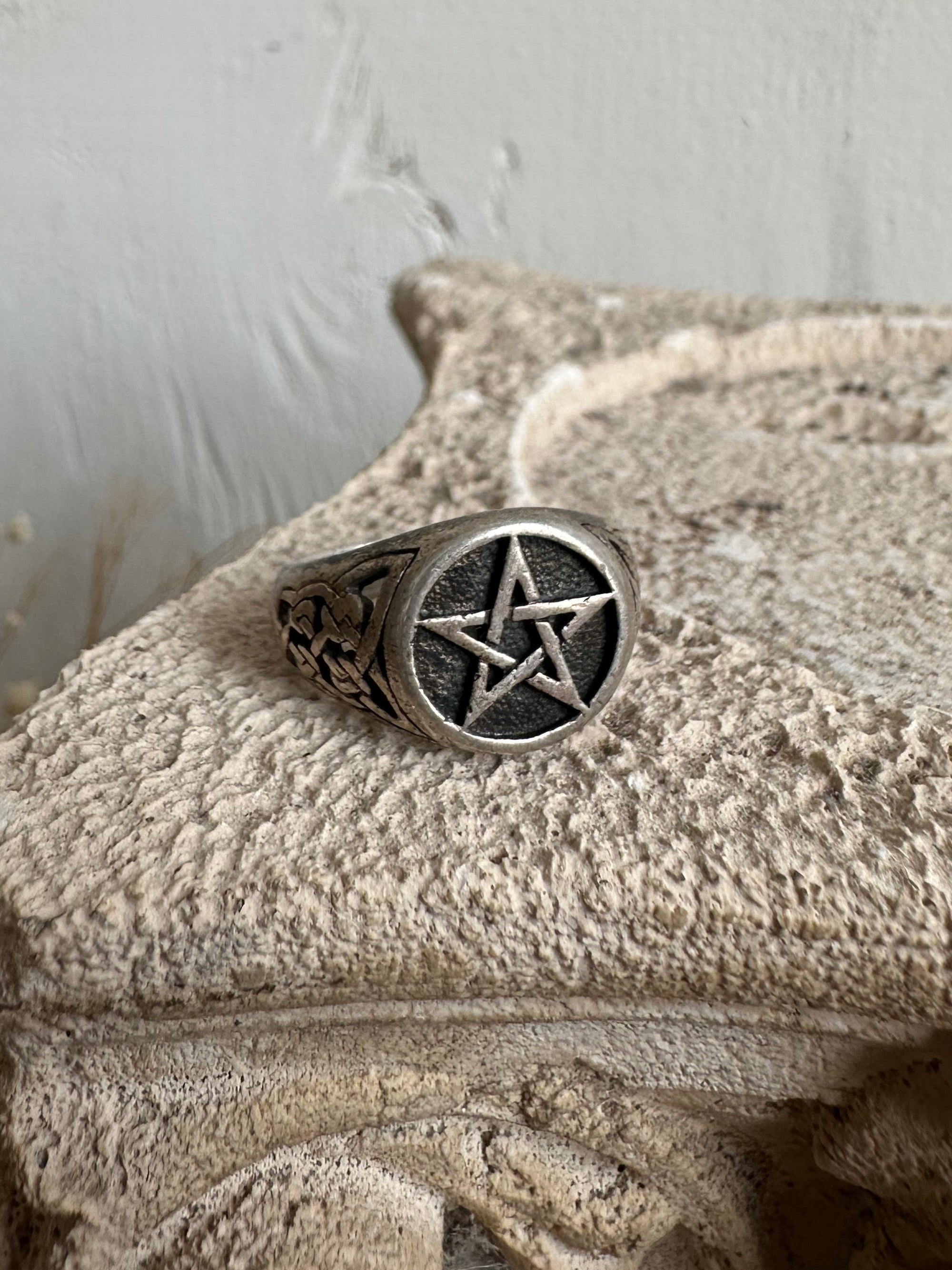 Vintage Sterling Pentagram Ring