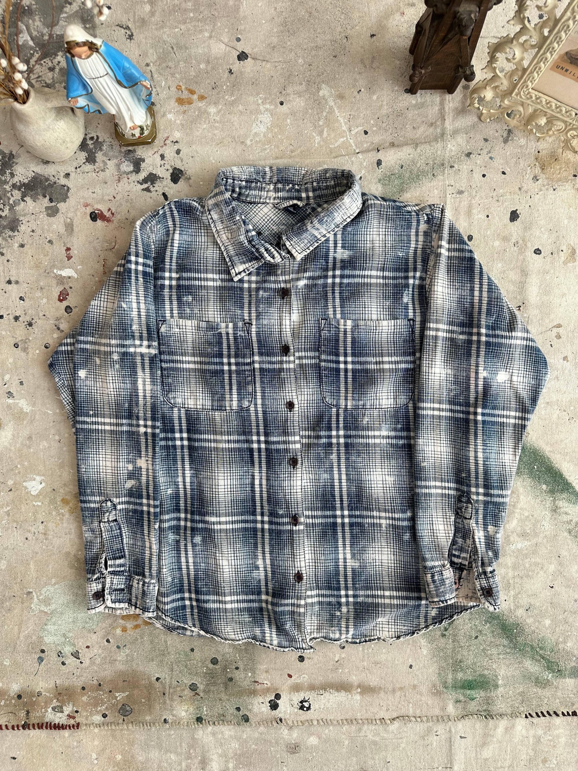 2000s Blue Plaid Button Up