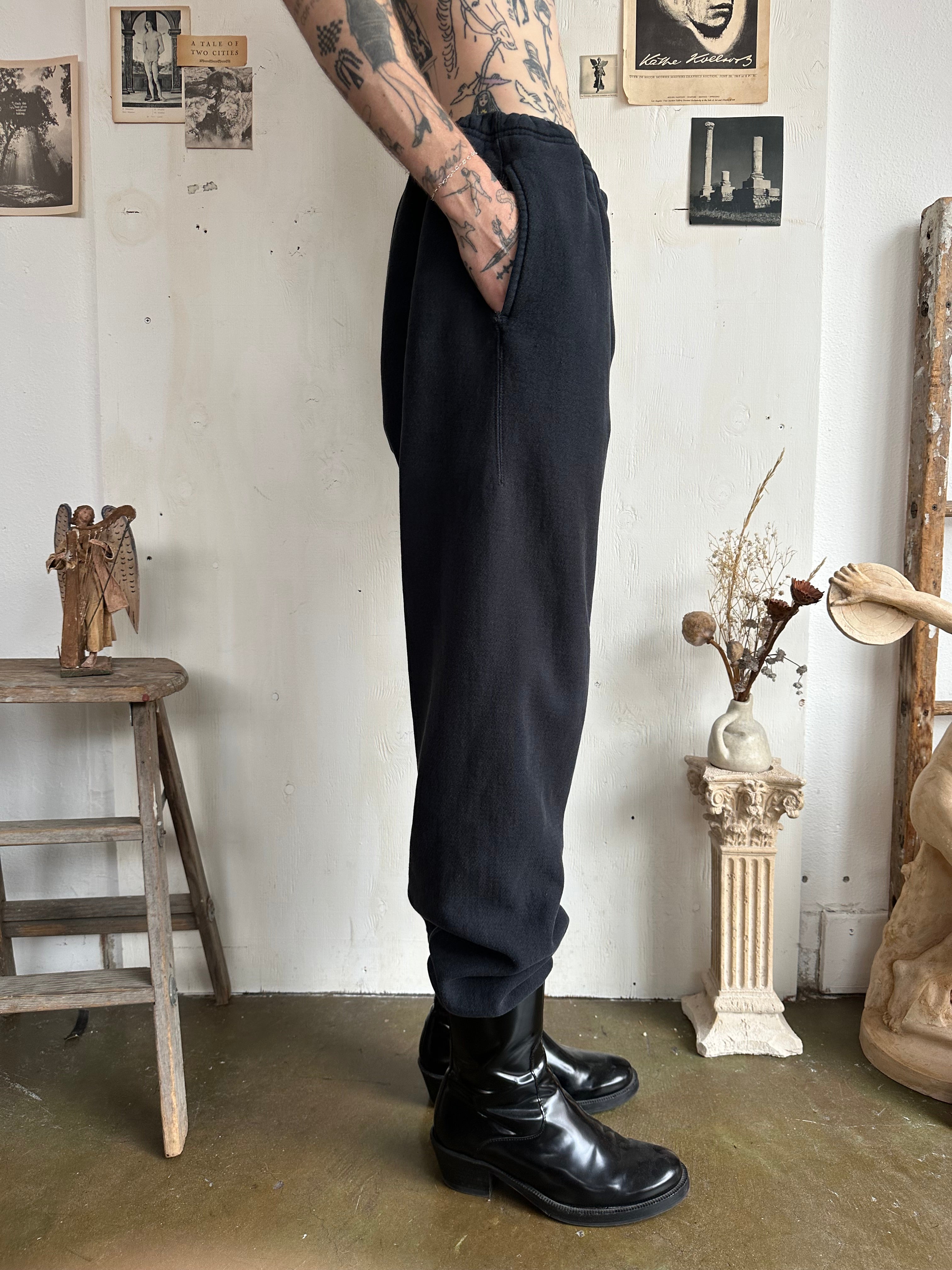 1990s Faded Black Sweatpants (Drawstring 30-36/33)