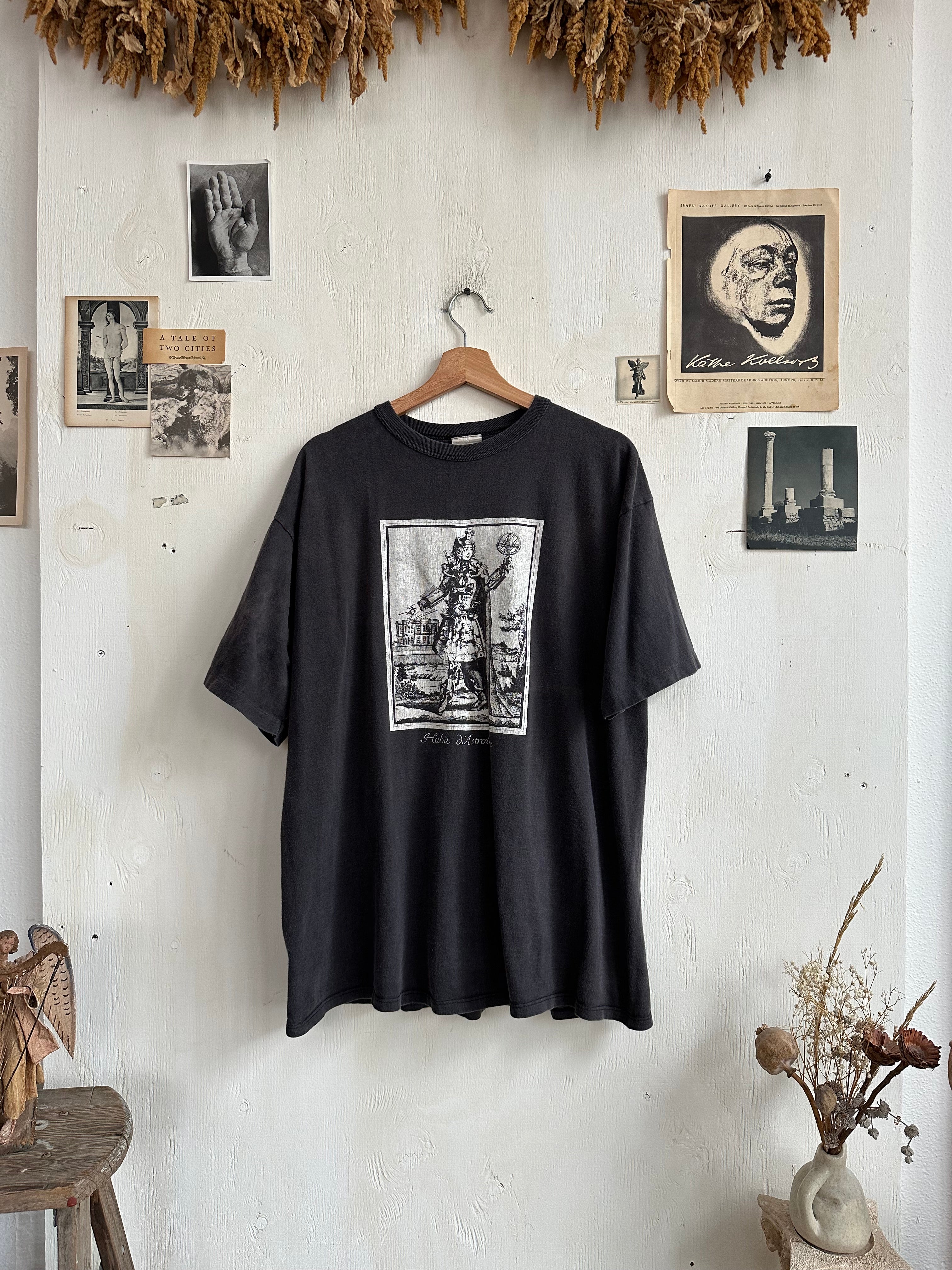 1990s Sun-faded Astrologer Tee (Boxy XL)