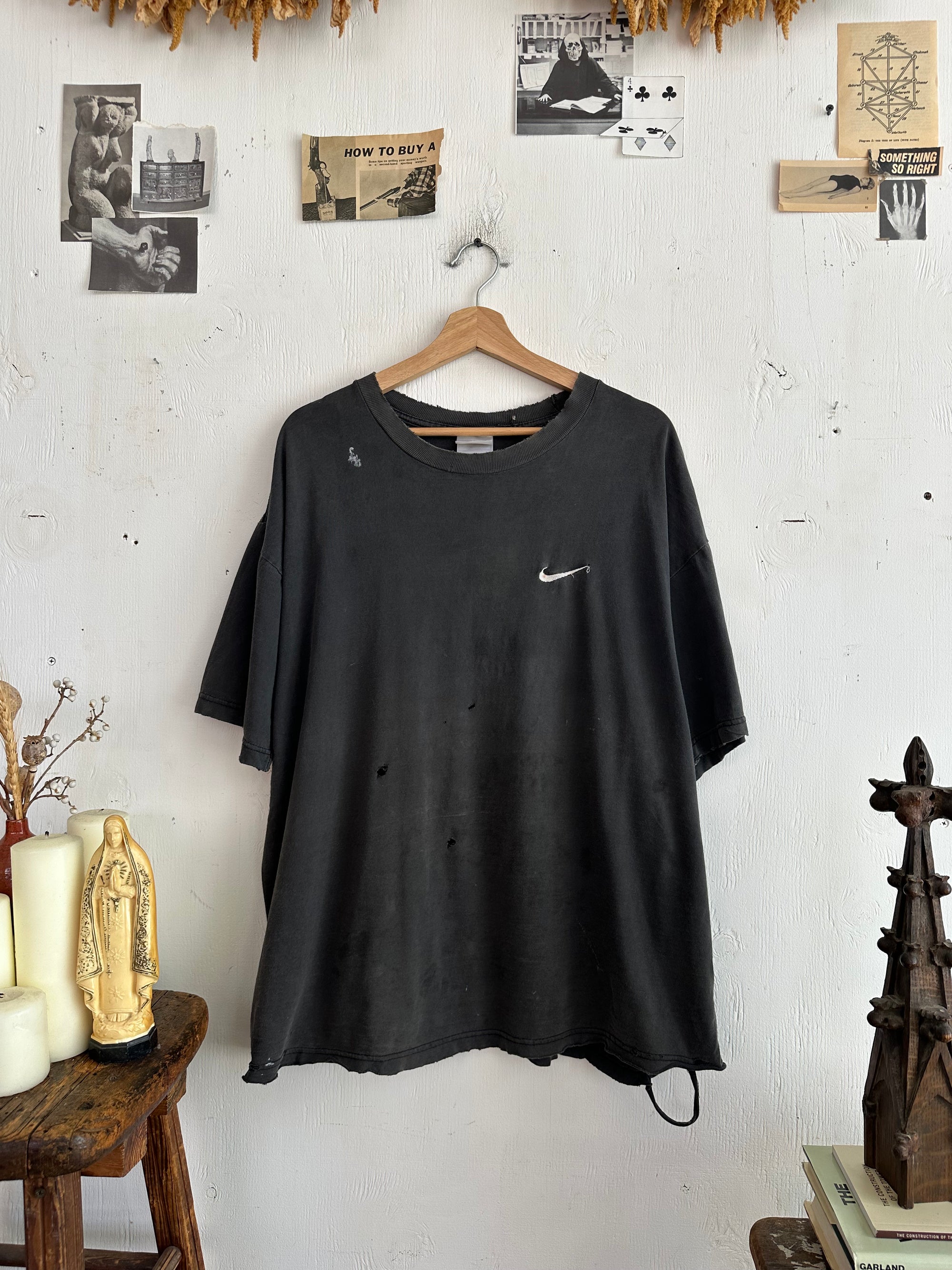 1990s Faded Thrashed Nike Tee