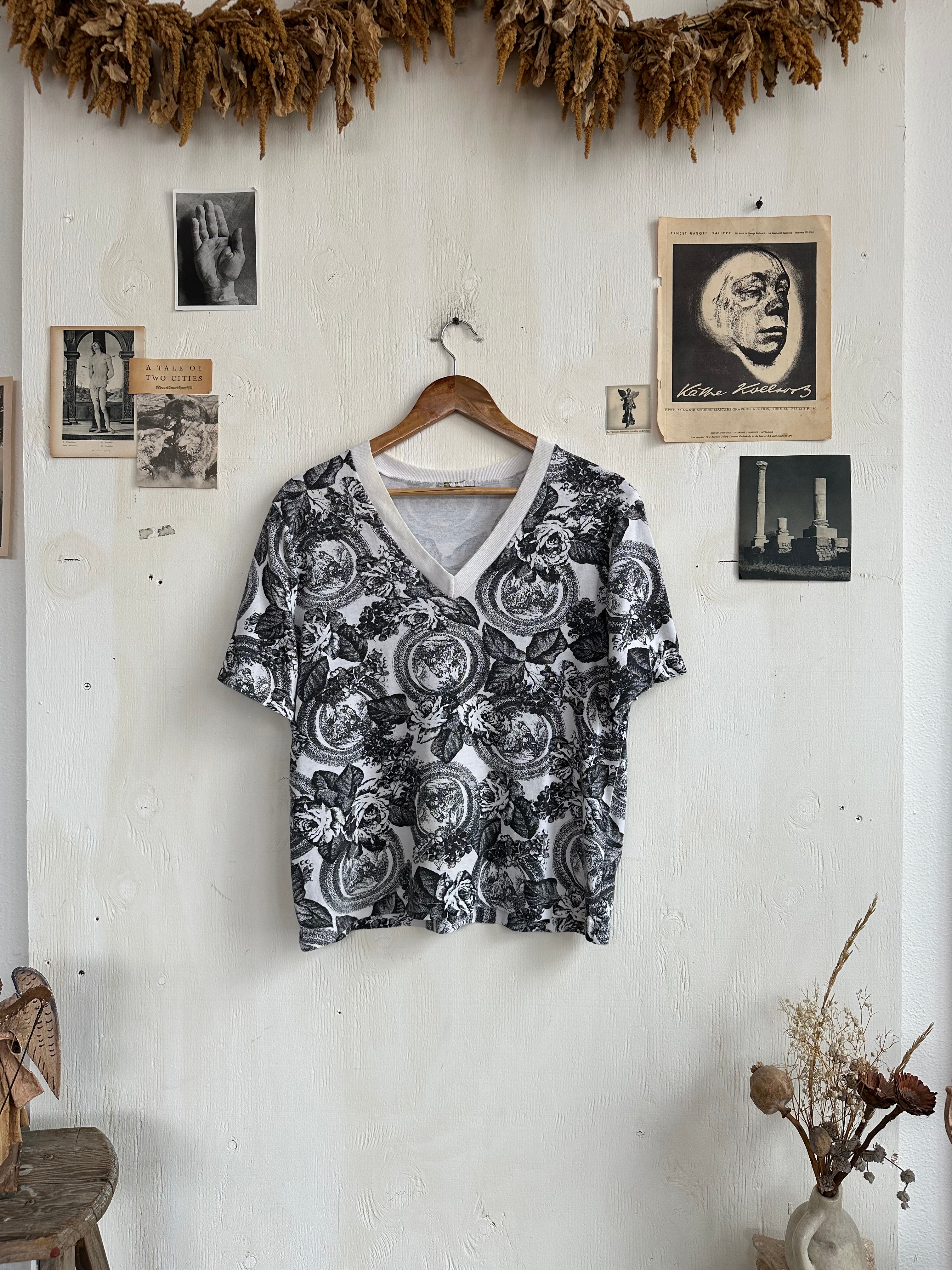 1990s All Over Print T-Shirt (Boxy M)