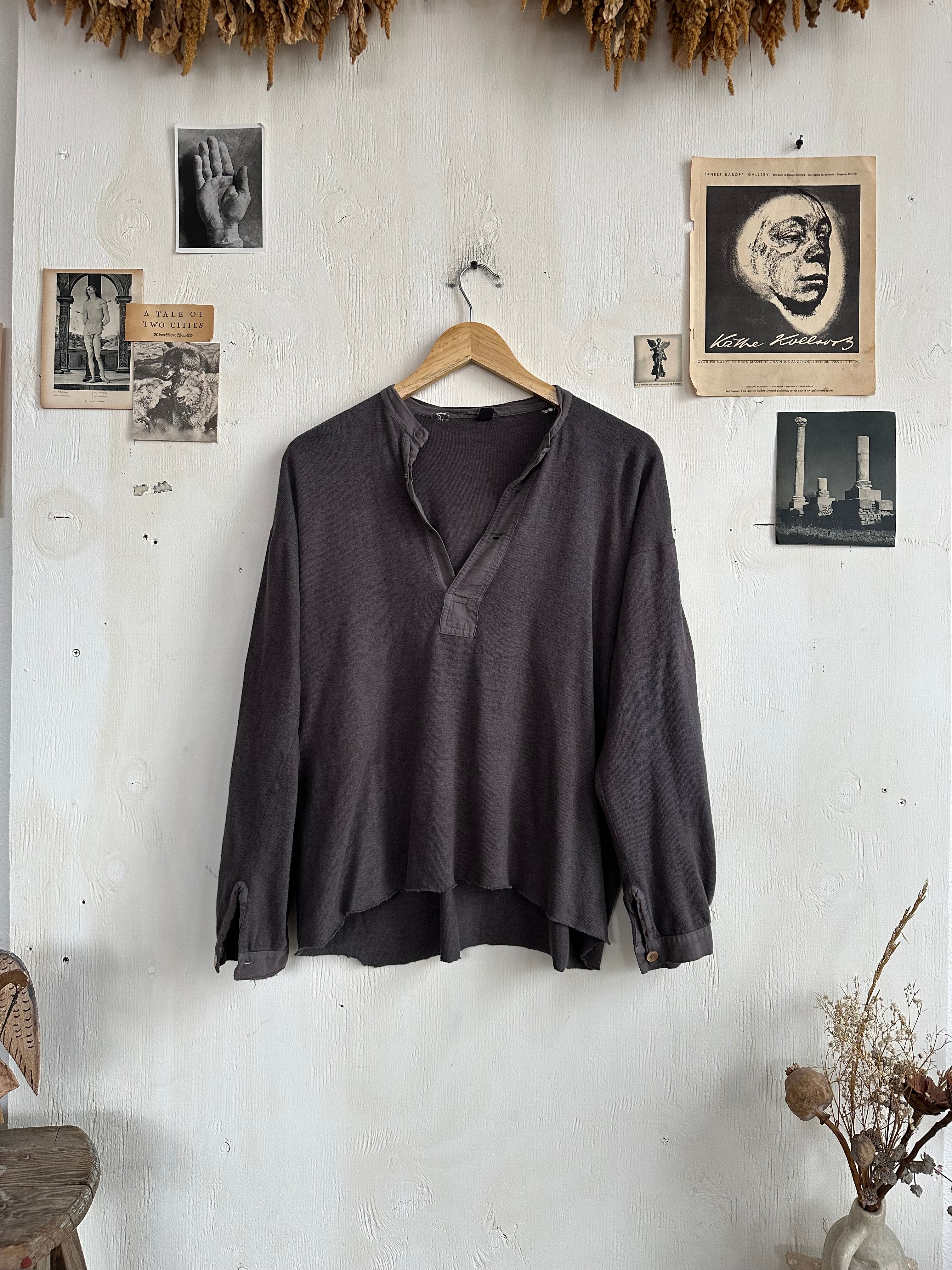 1970s Well Worn and Repaired Henley (Boxy XL)