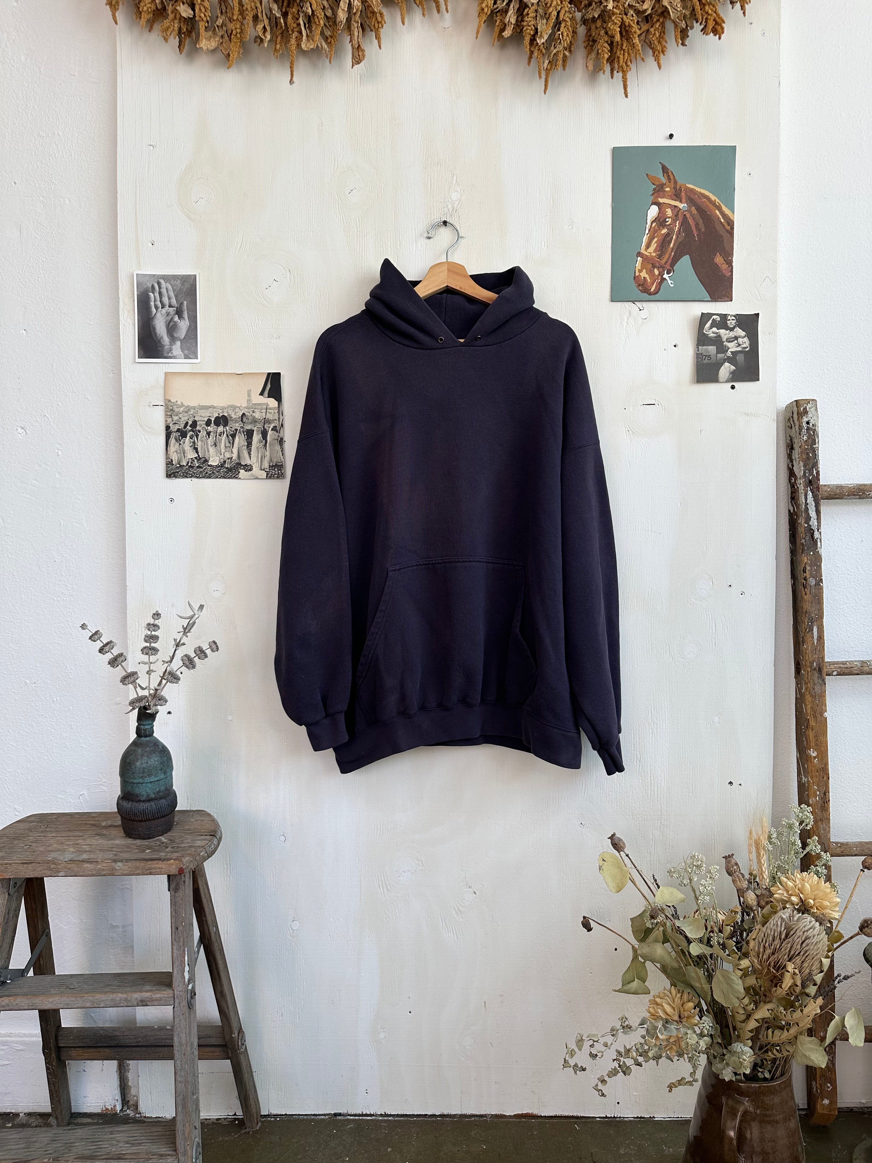 1990s Sun Faded Champs Hoodie (Boxy XXL)