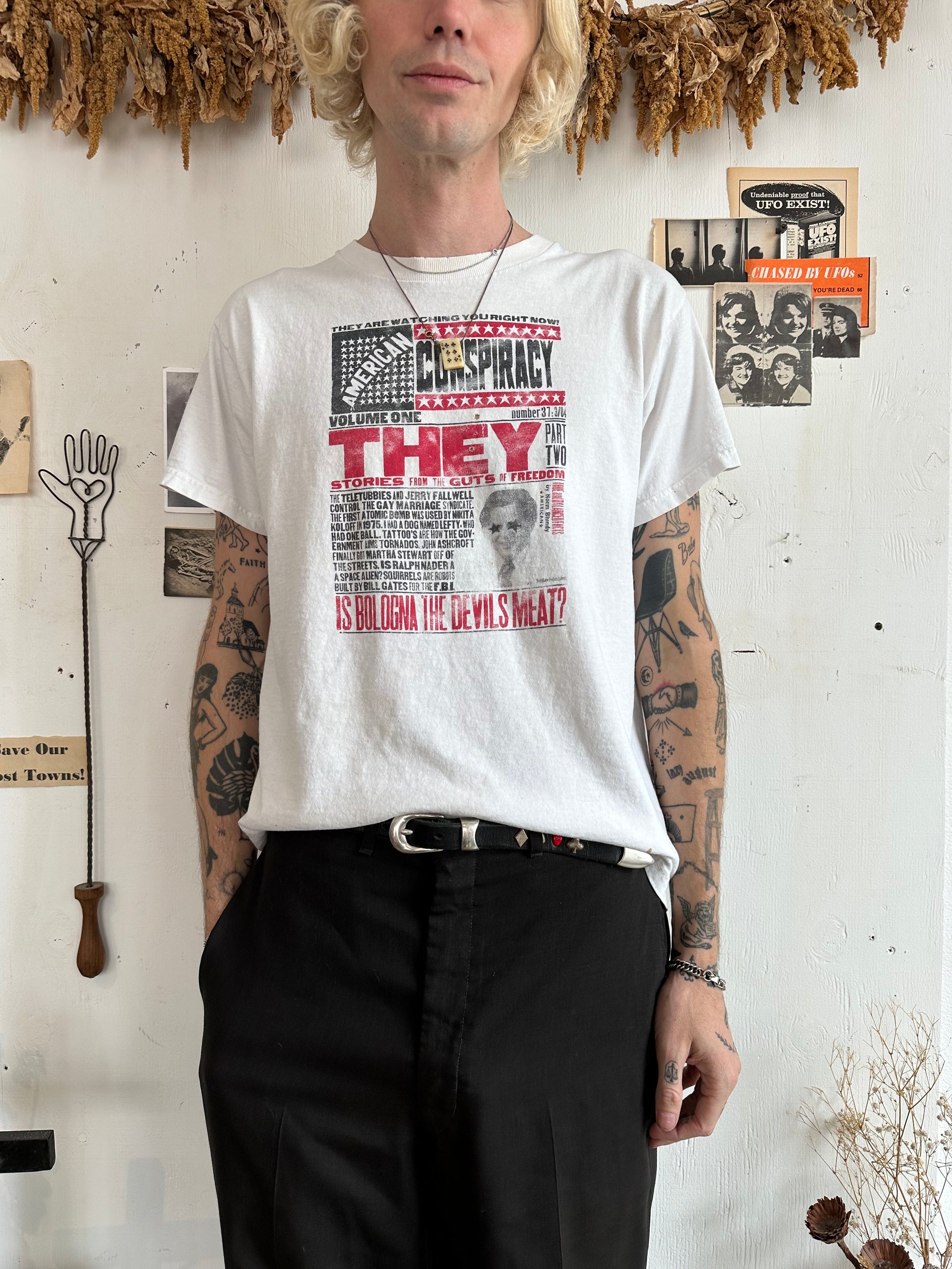 2000s American Conspiracy T-Shirt