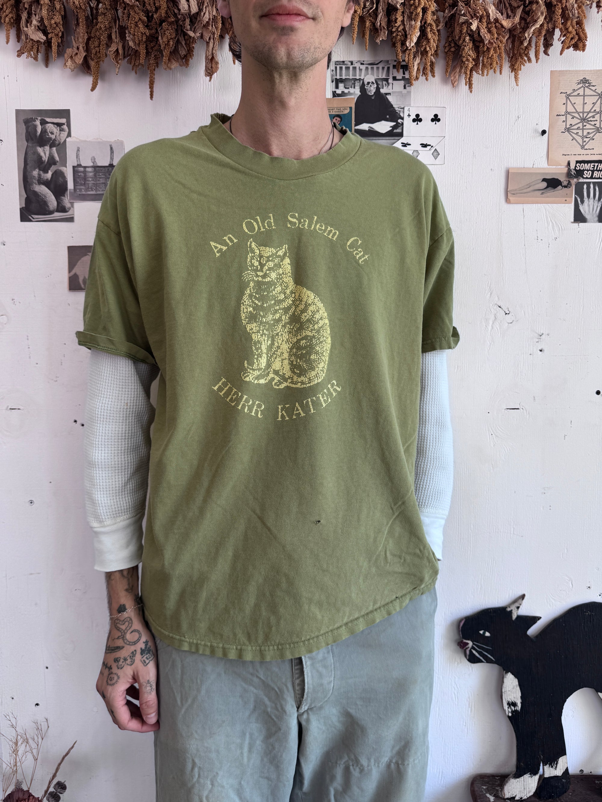 1990s Well-Worn Old Salem Cat Tee (XL)
