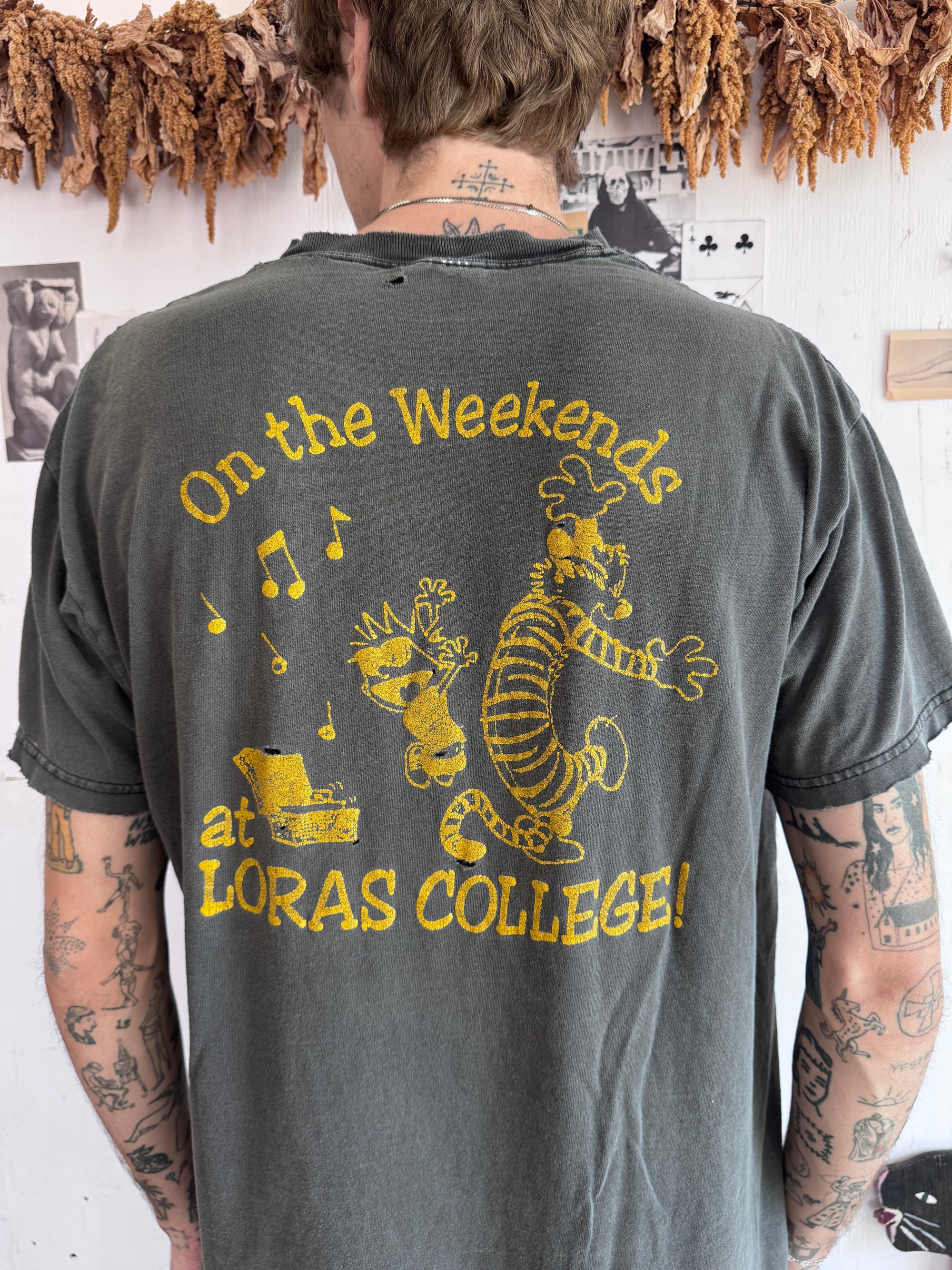 1990s Thrashed Calvin & Hobbs T-Shirt (XL)