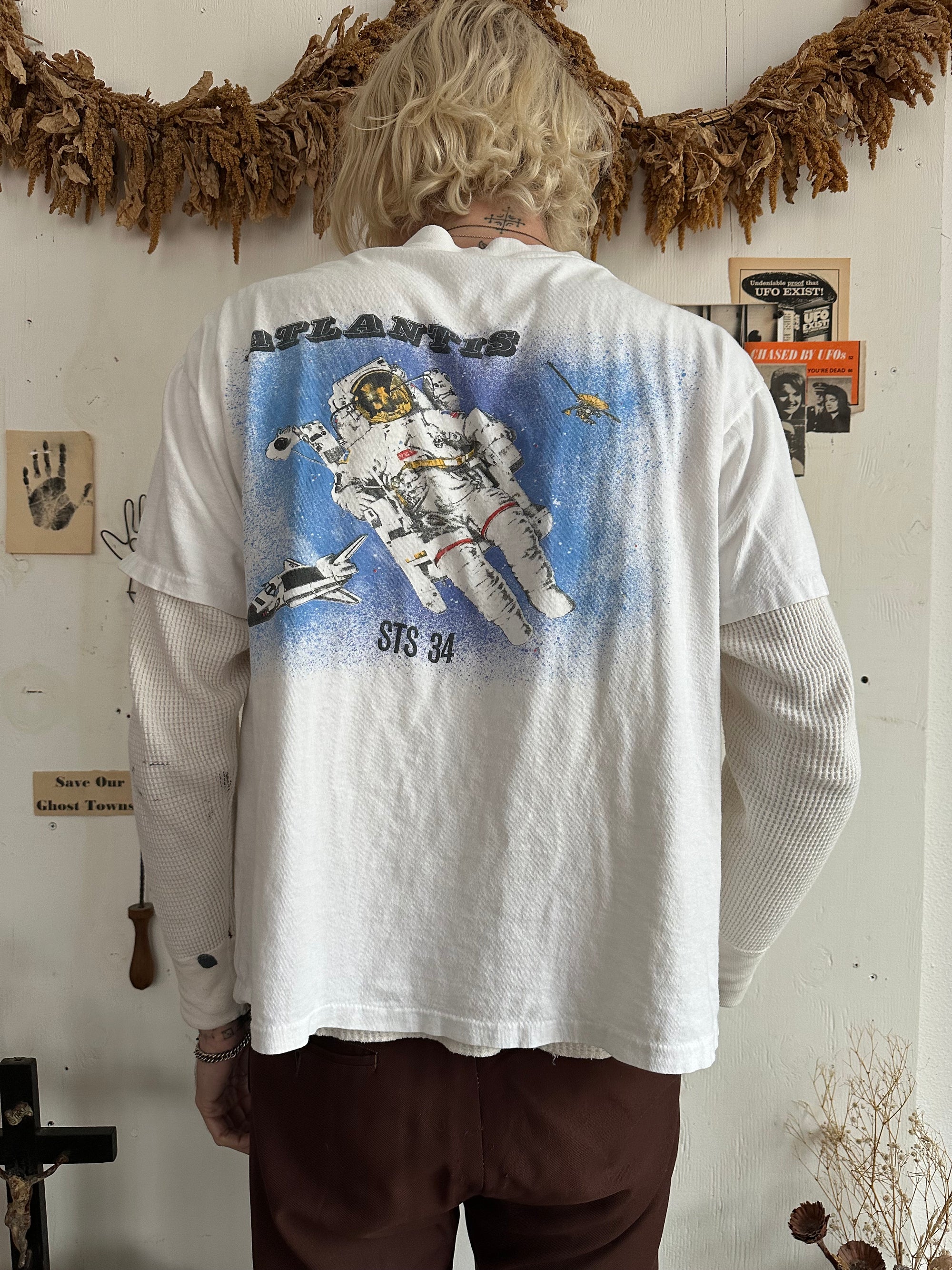 1980s Atlantis Astronaut Tee