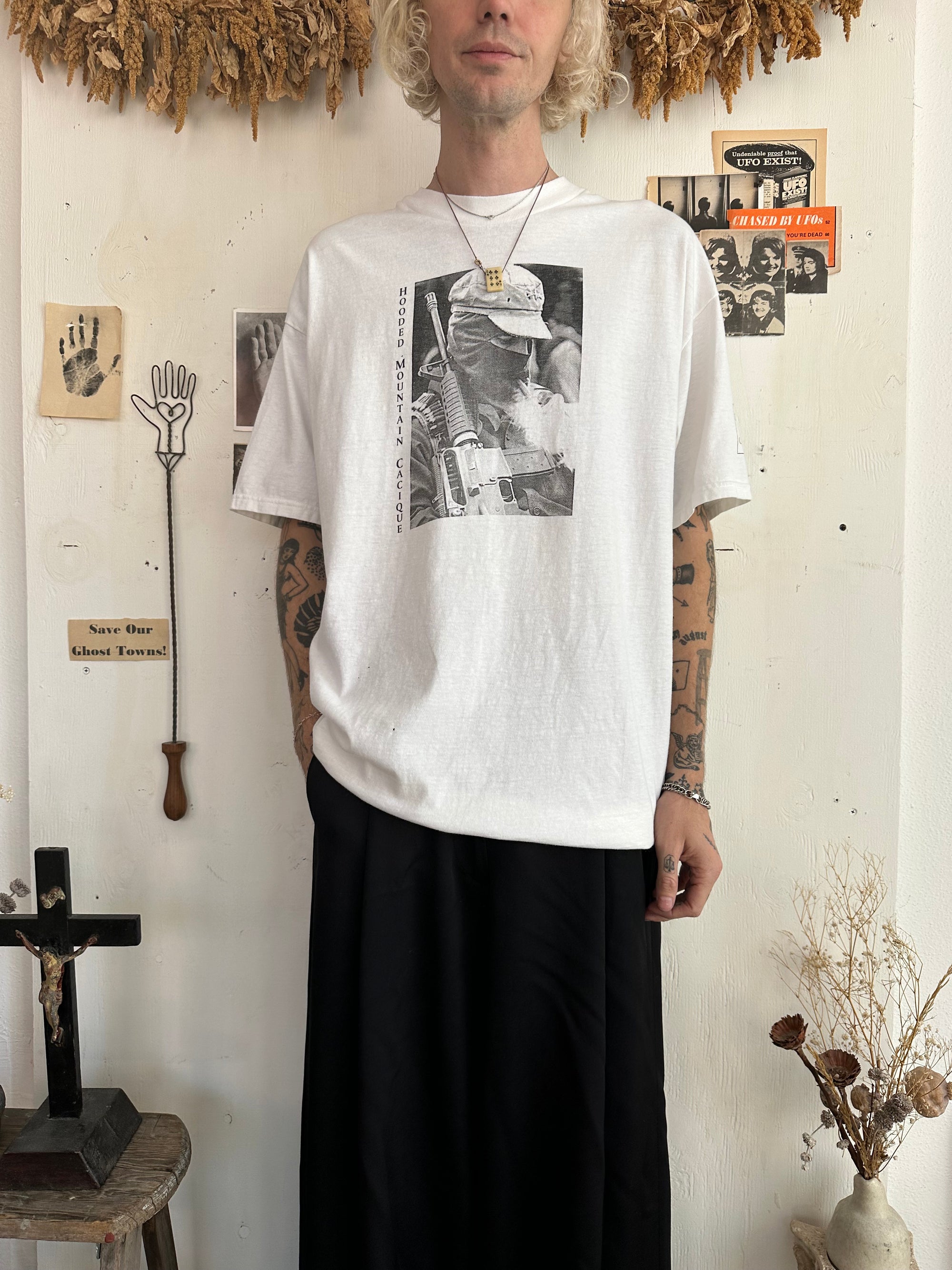 1997 Hooded Mountain Cacique Tee