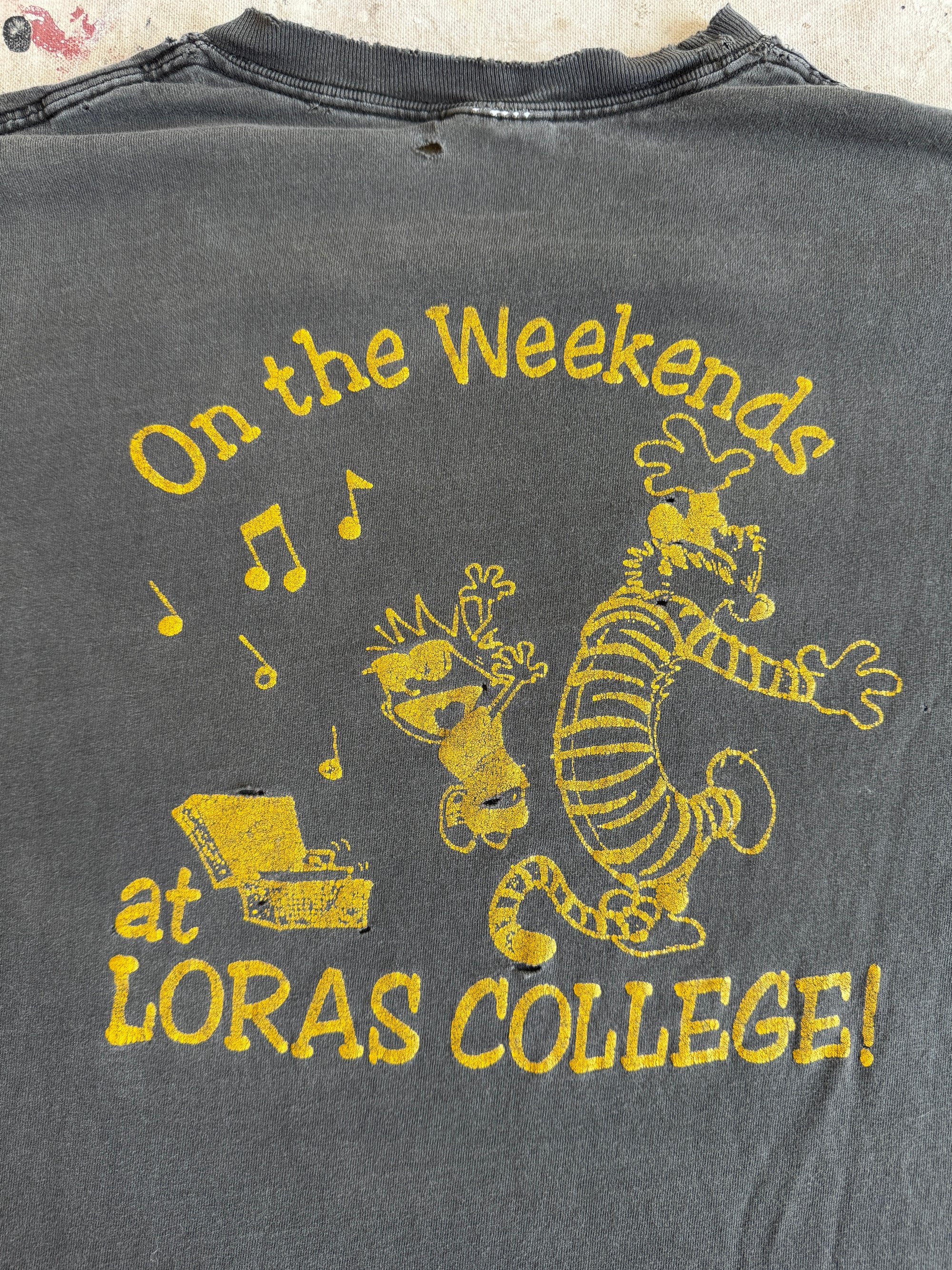 1990s Thrashed Calvin & Hobbs T-Shirt (XL)