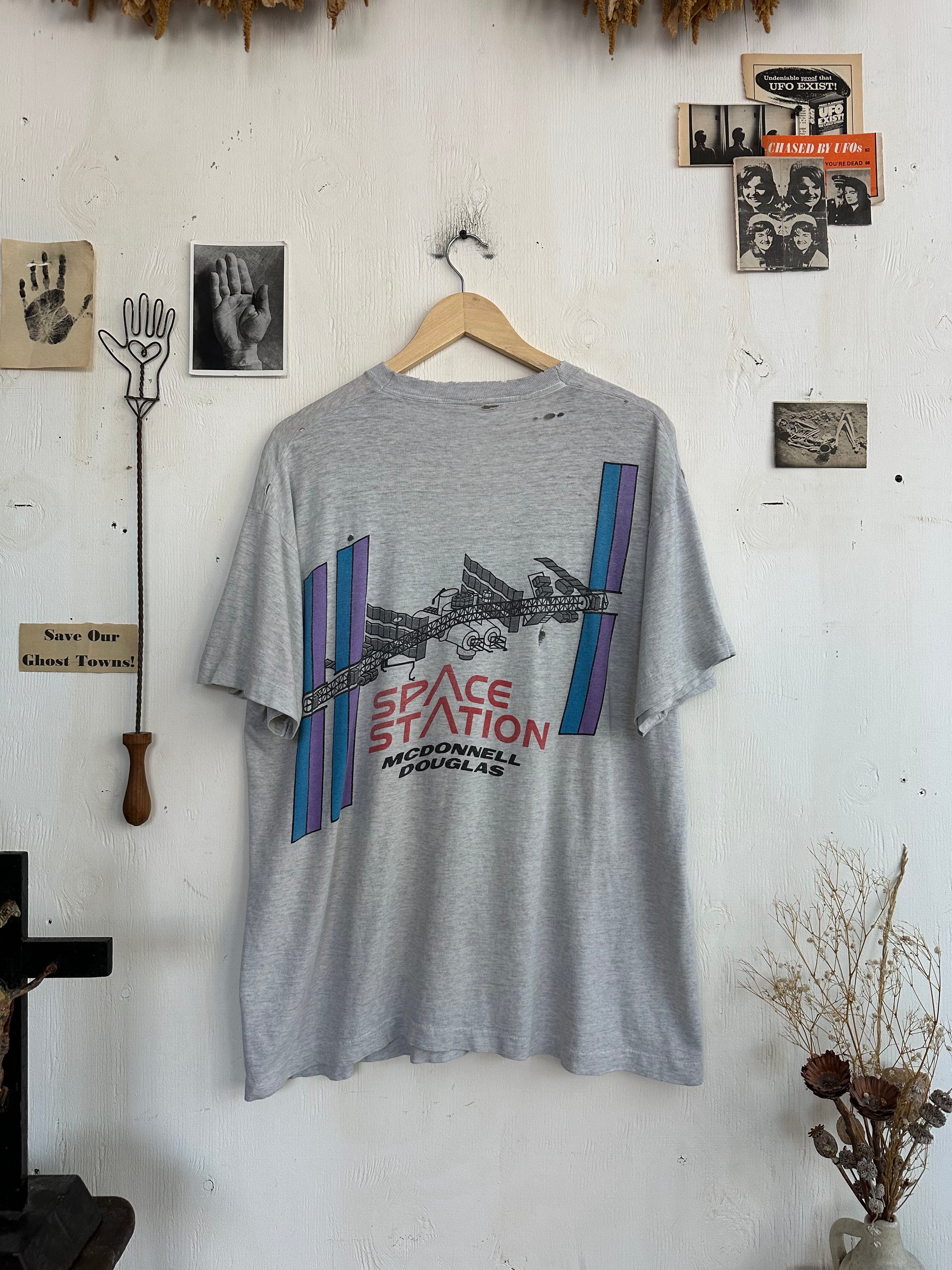 1990s Thrashed Space Station T-Shirt