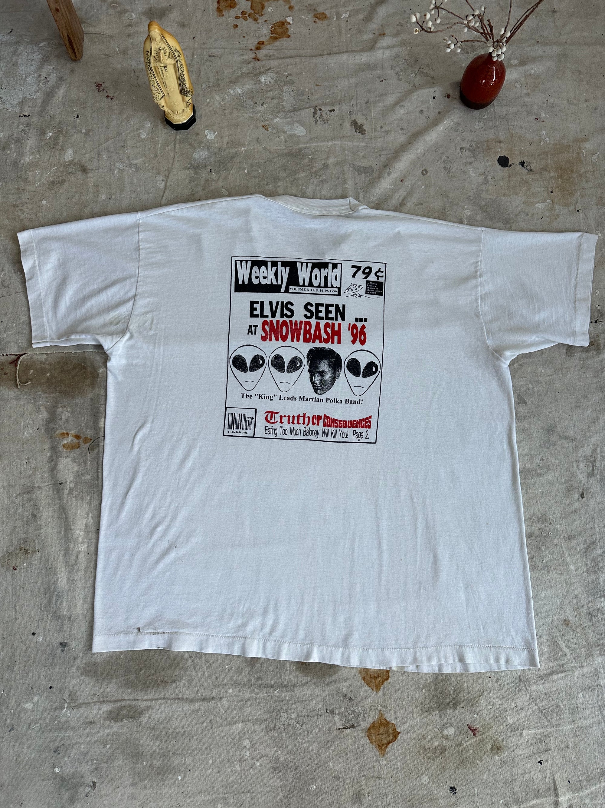 1996 Weekly World News Elvis Alien T-Shirt