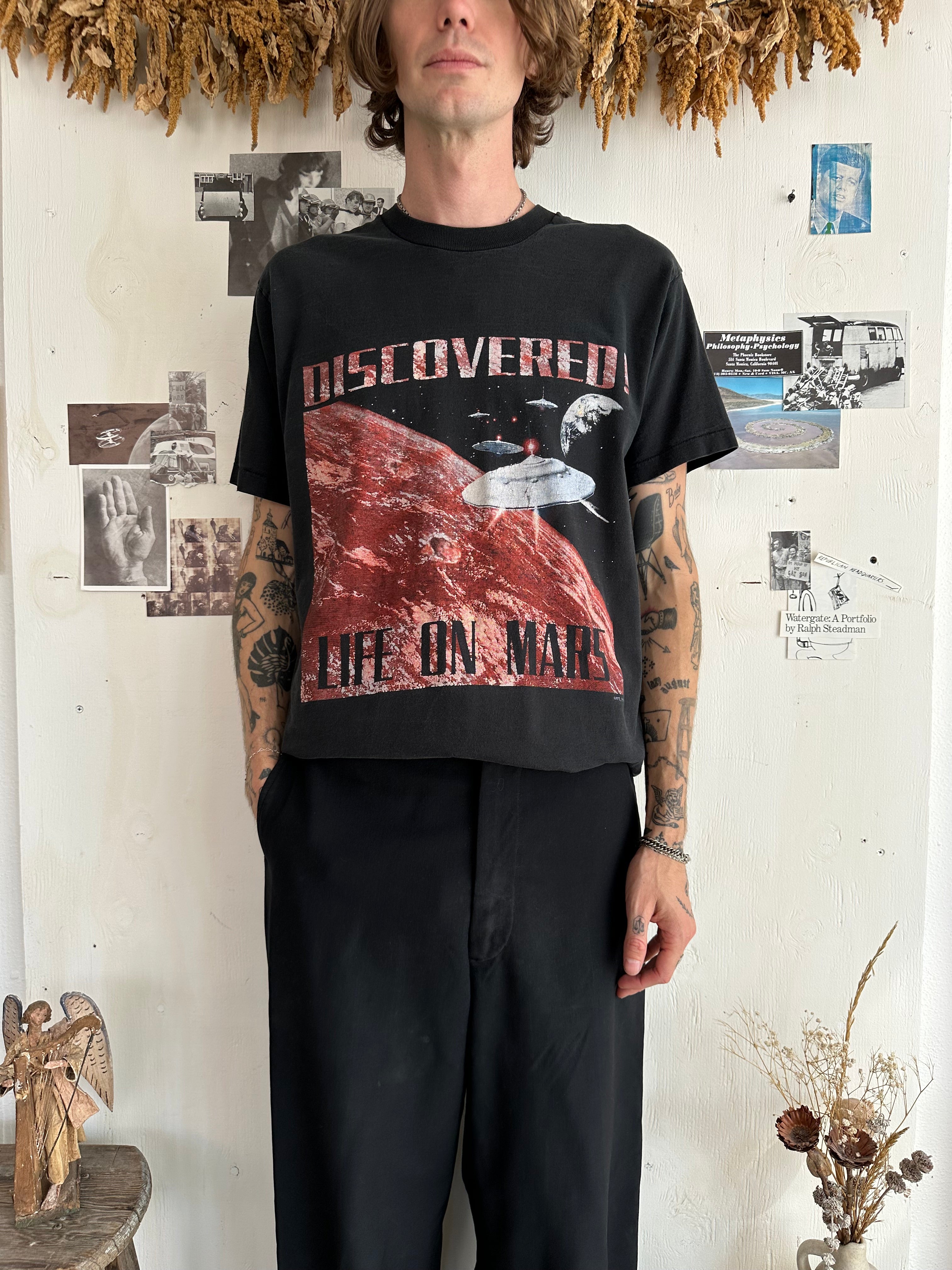 1990s Life On Mars Tee (M/L)