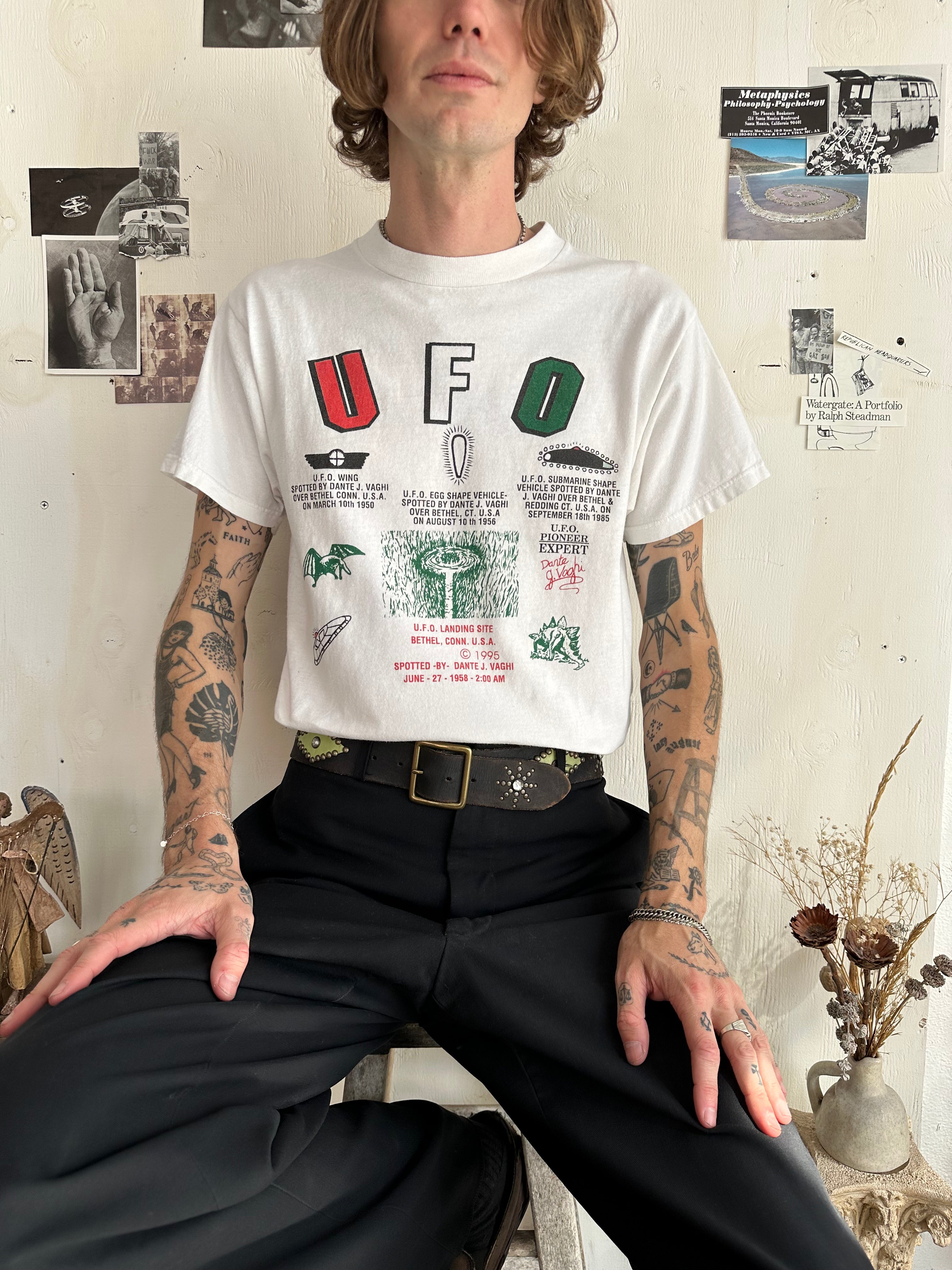 1995 UFO Landing T-Shirt (M)