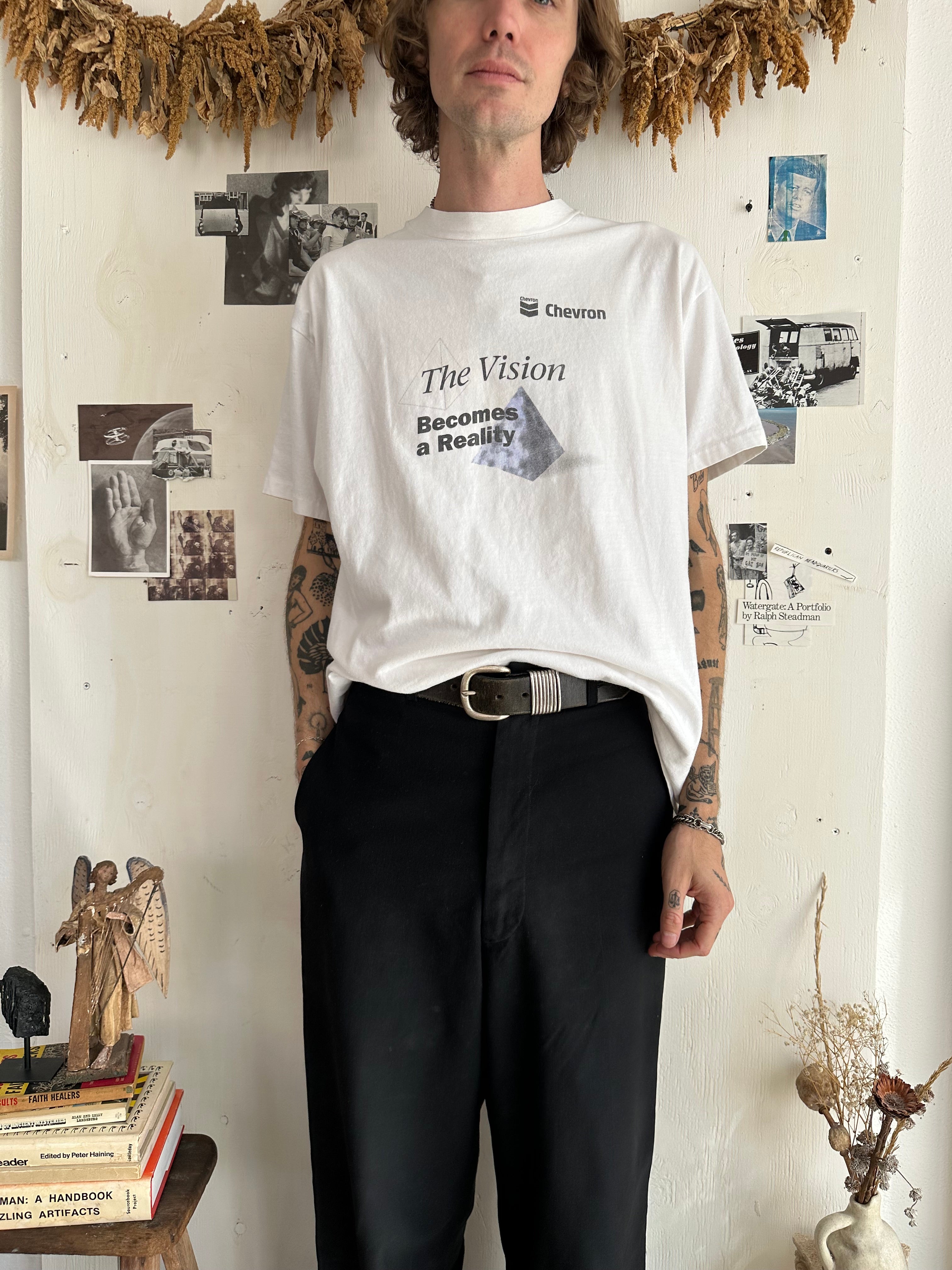 1990s/2000s Chevron The Vision T-Shirt (XL)