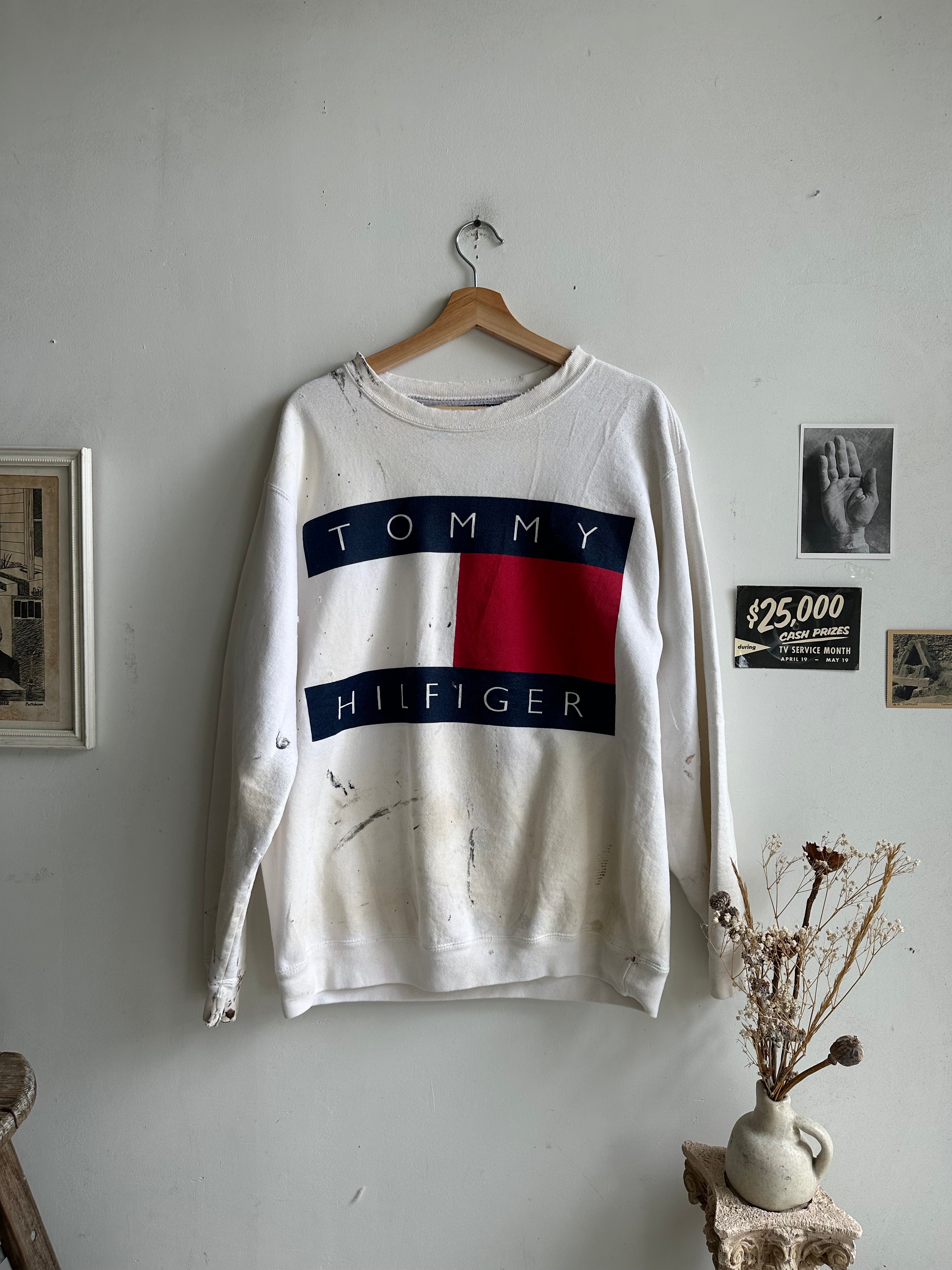 1990s Thrashed Tommy Sweatshirt (XL)