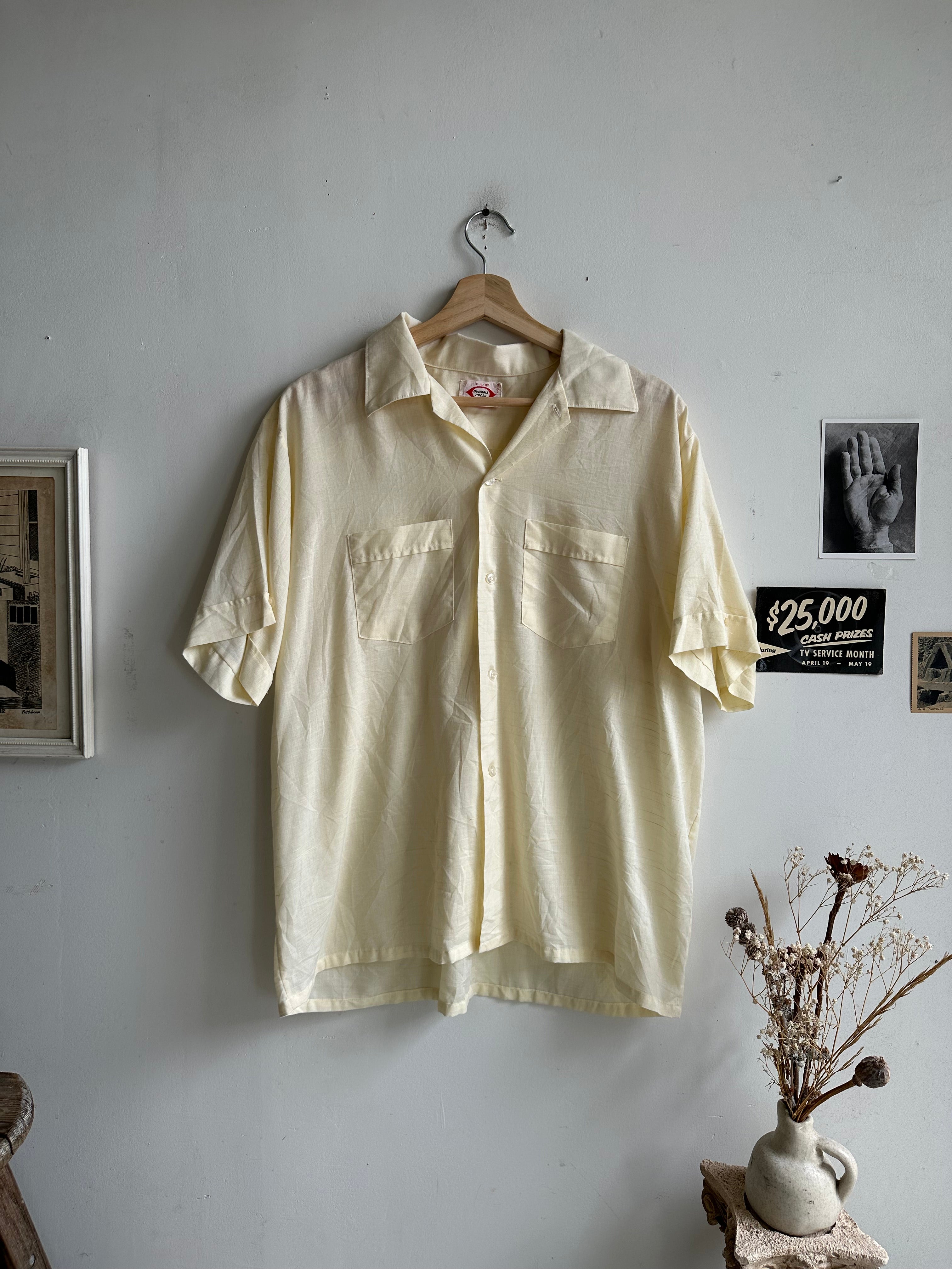 1960s Cream Short Sleeve Camp Collar Button Down (L/XL)