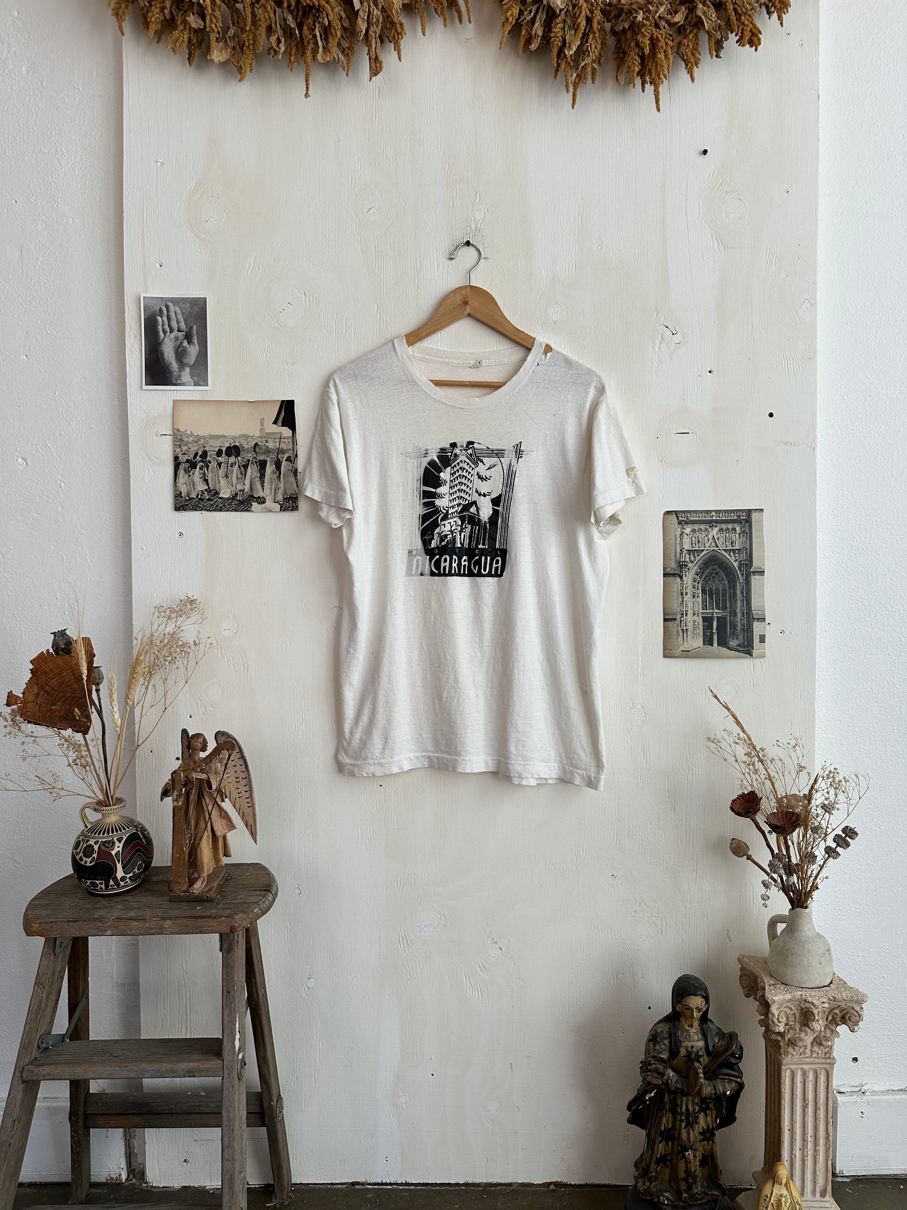 1980s Thrashed Hotel Nicaragua  T-Shirt (L)