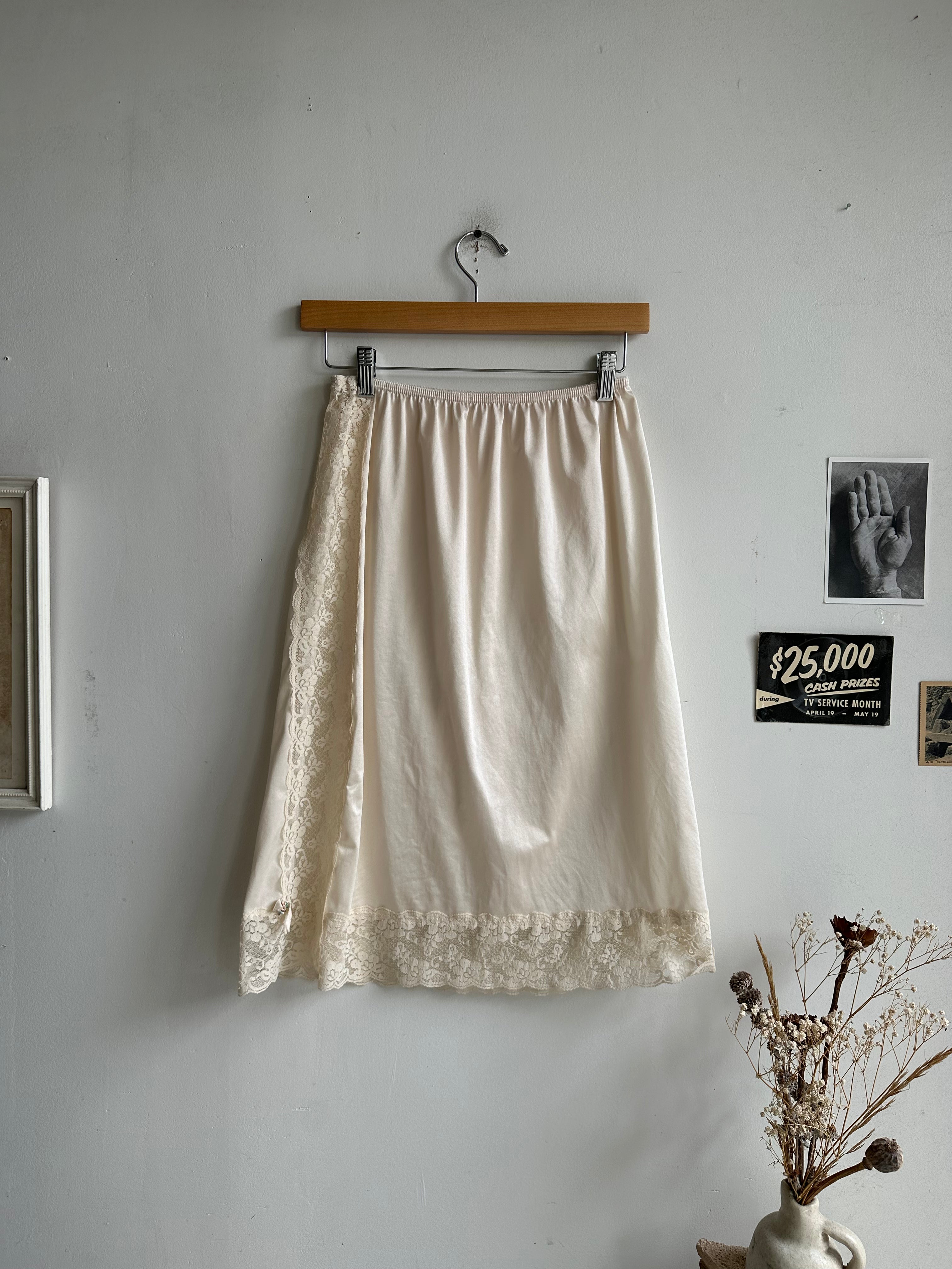 1980s Lace Trim Midi Skirt (S/M)