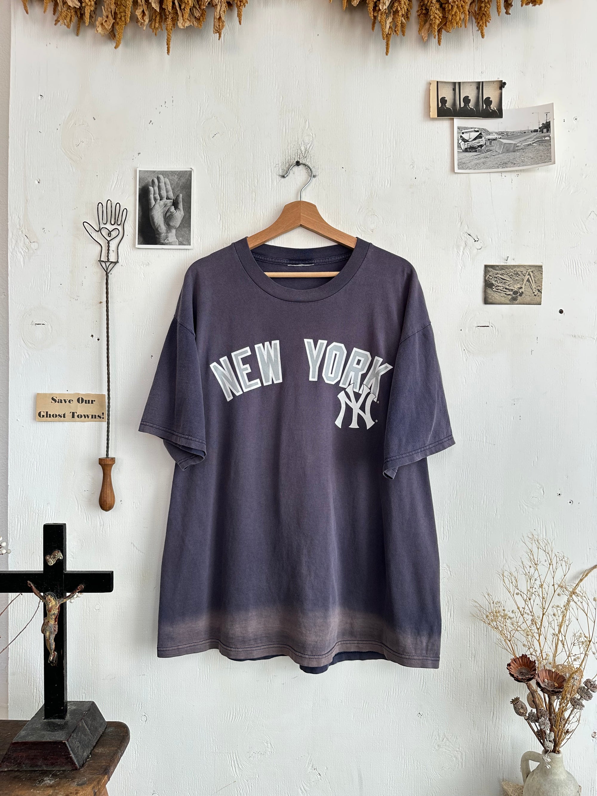 1999 Sunfaded New York Yankees Tee