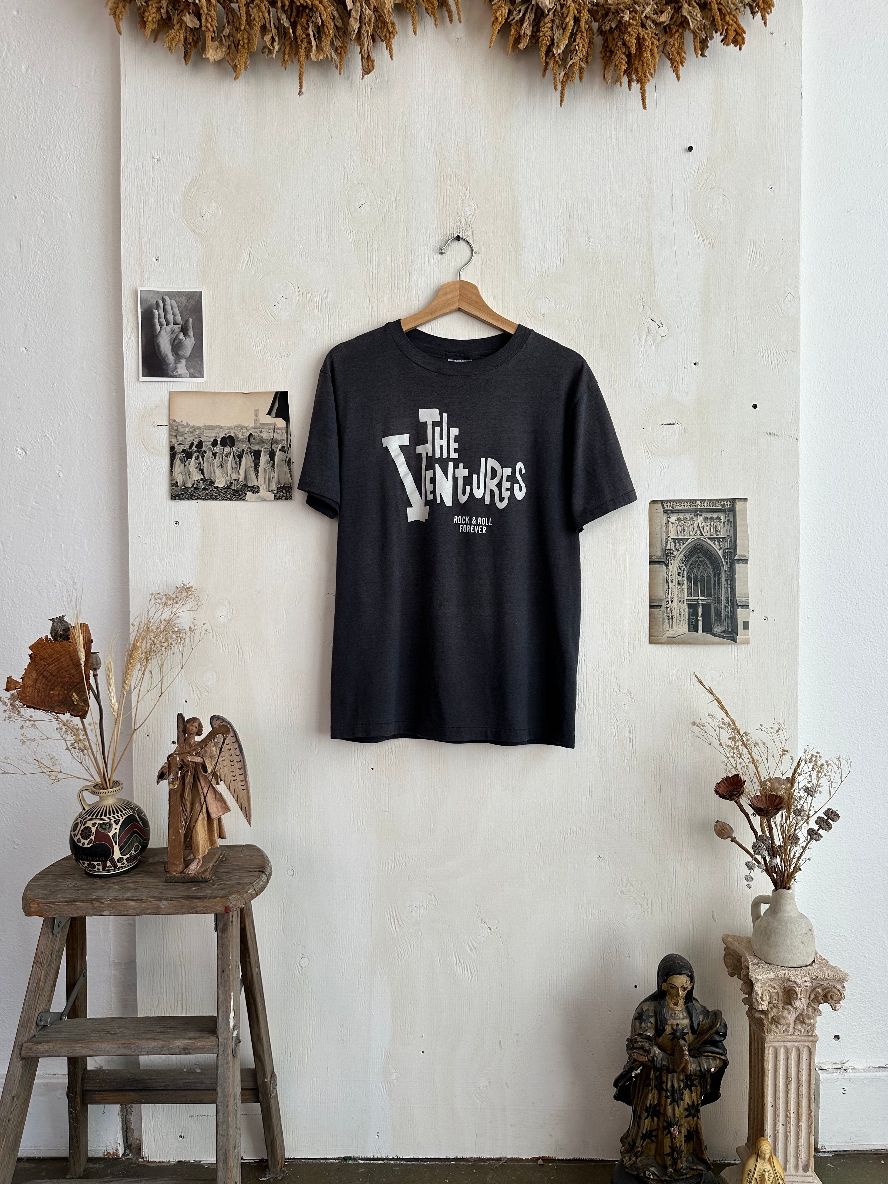 1980 The Ventures T-Shirt (L)