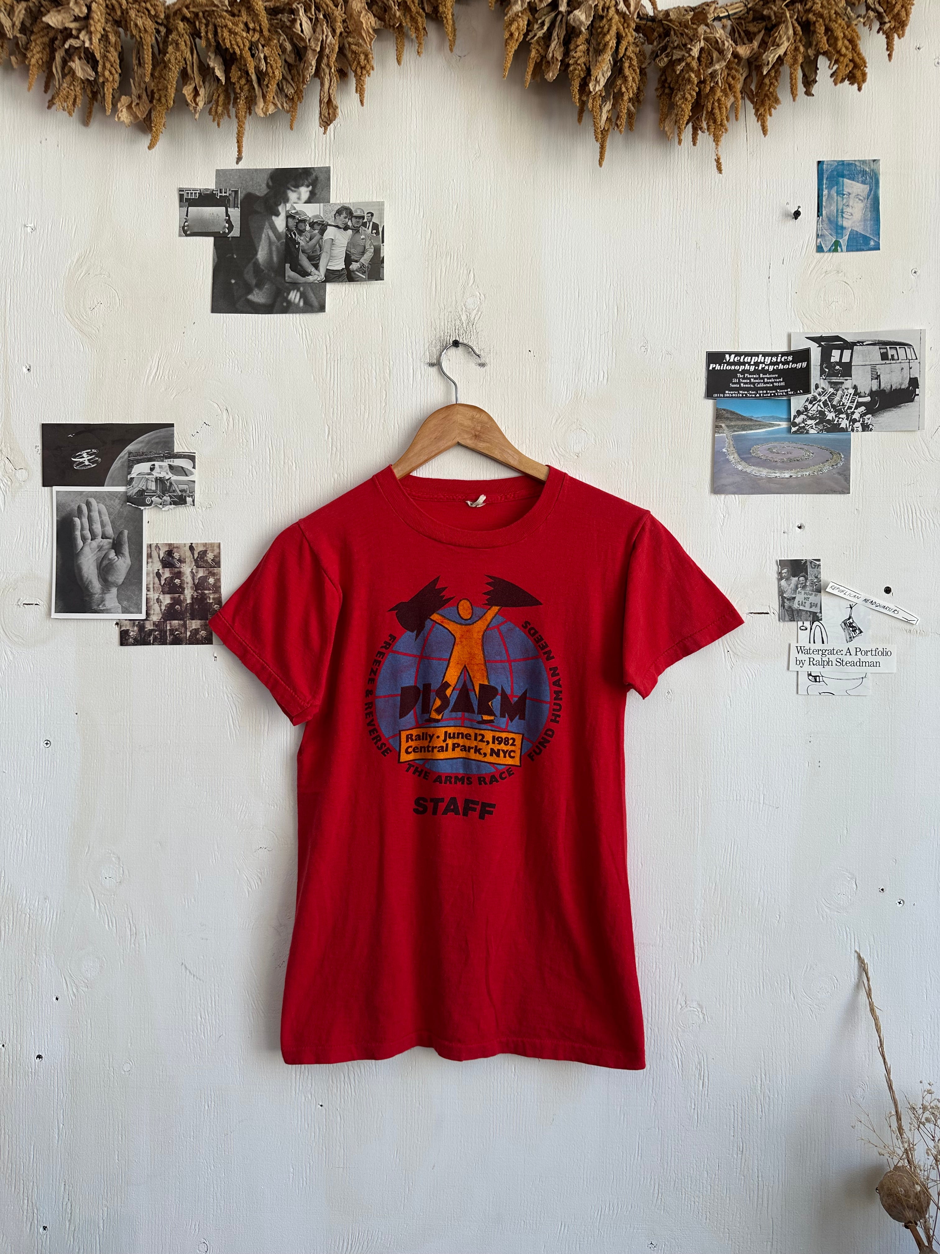 1970s Disarm Nuke Protest T-Shirt (S/M)
