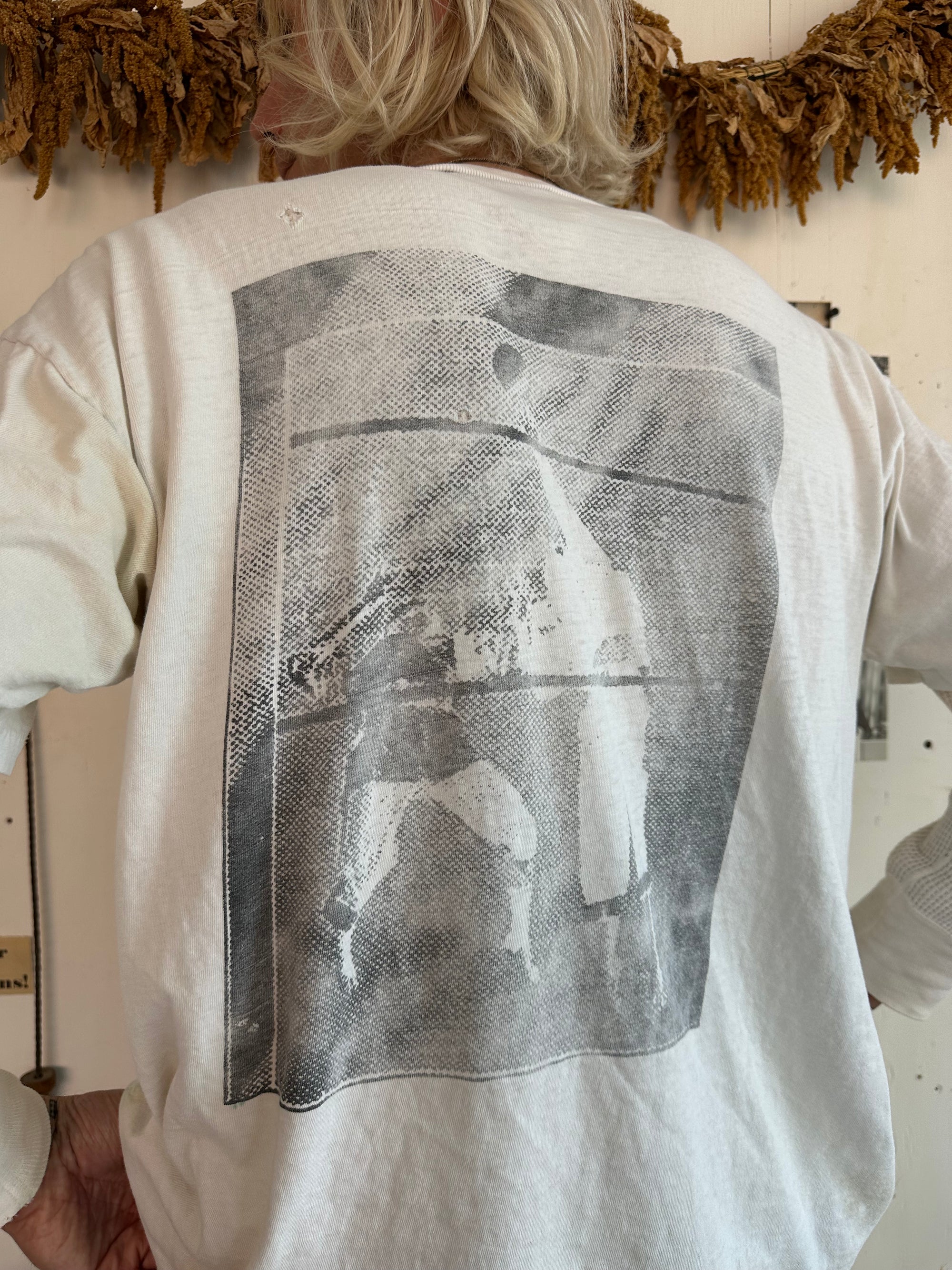 1990s Thrashed Volleyball Tee