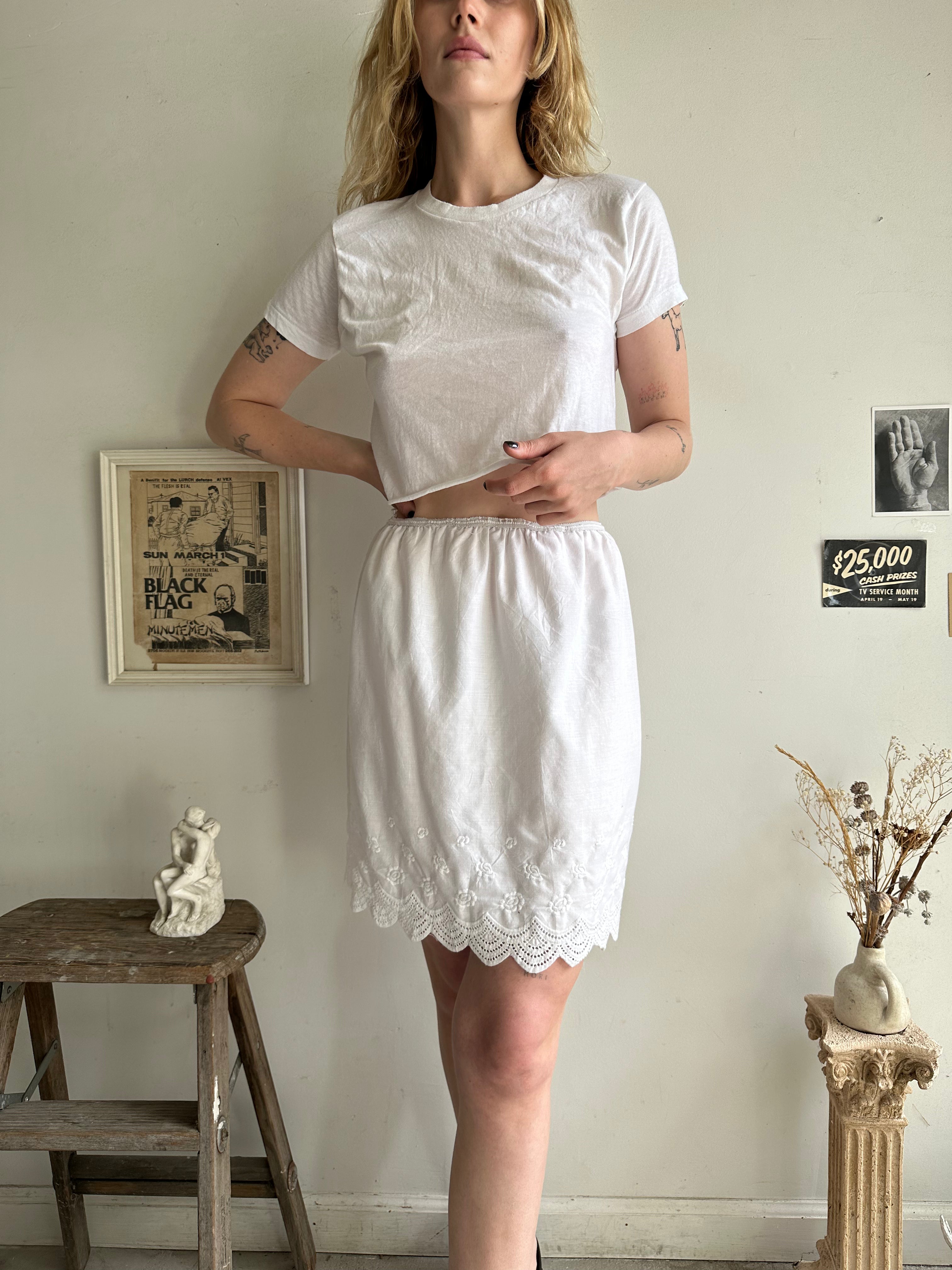 1990s Embroidered Slip Skirt (S/M)