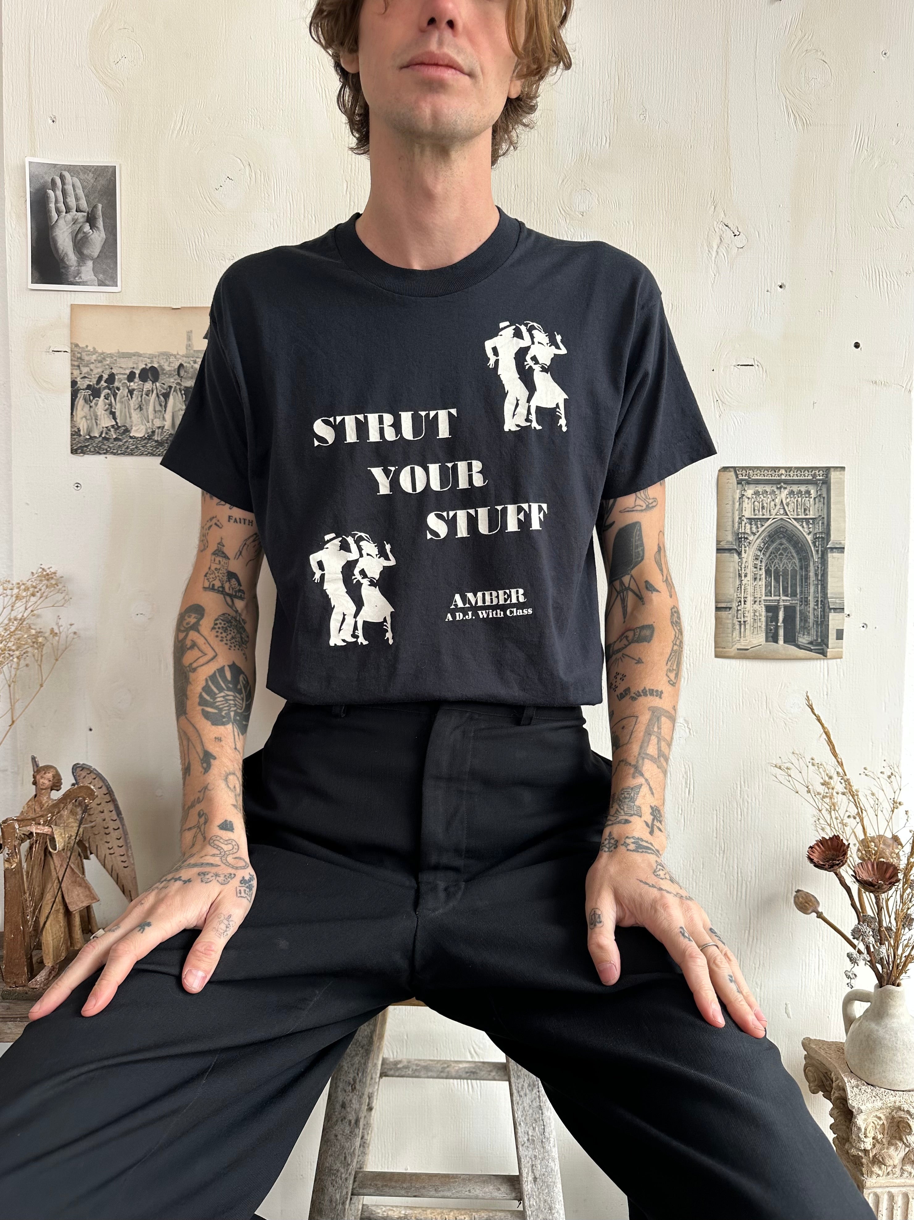 1980s Strut Your Stuff T-Shirt (L)