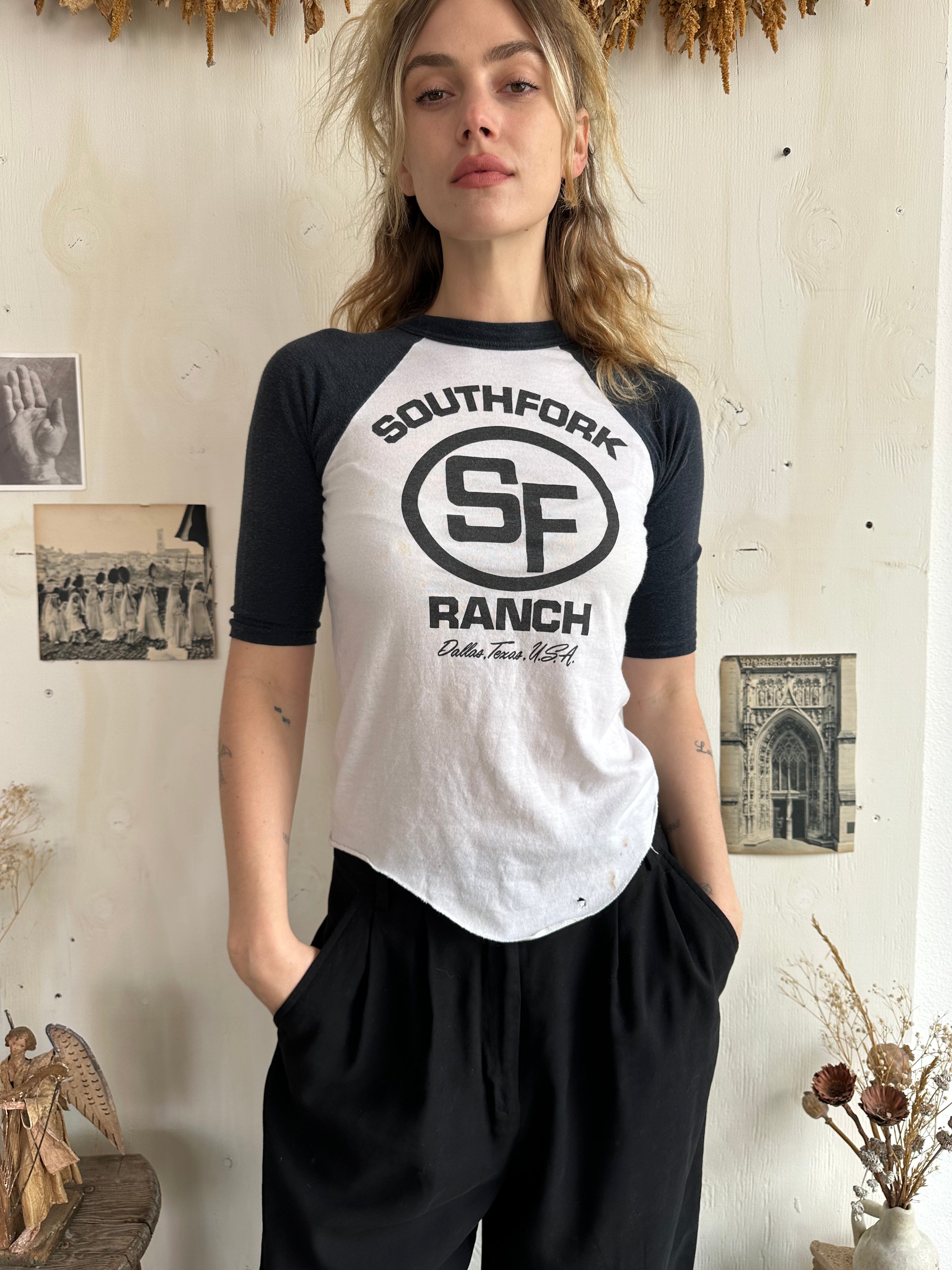1970s Southfork Ranch Baseball Tee (S)